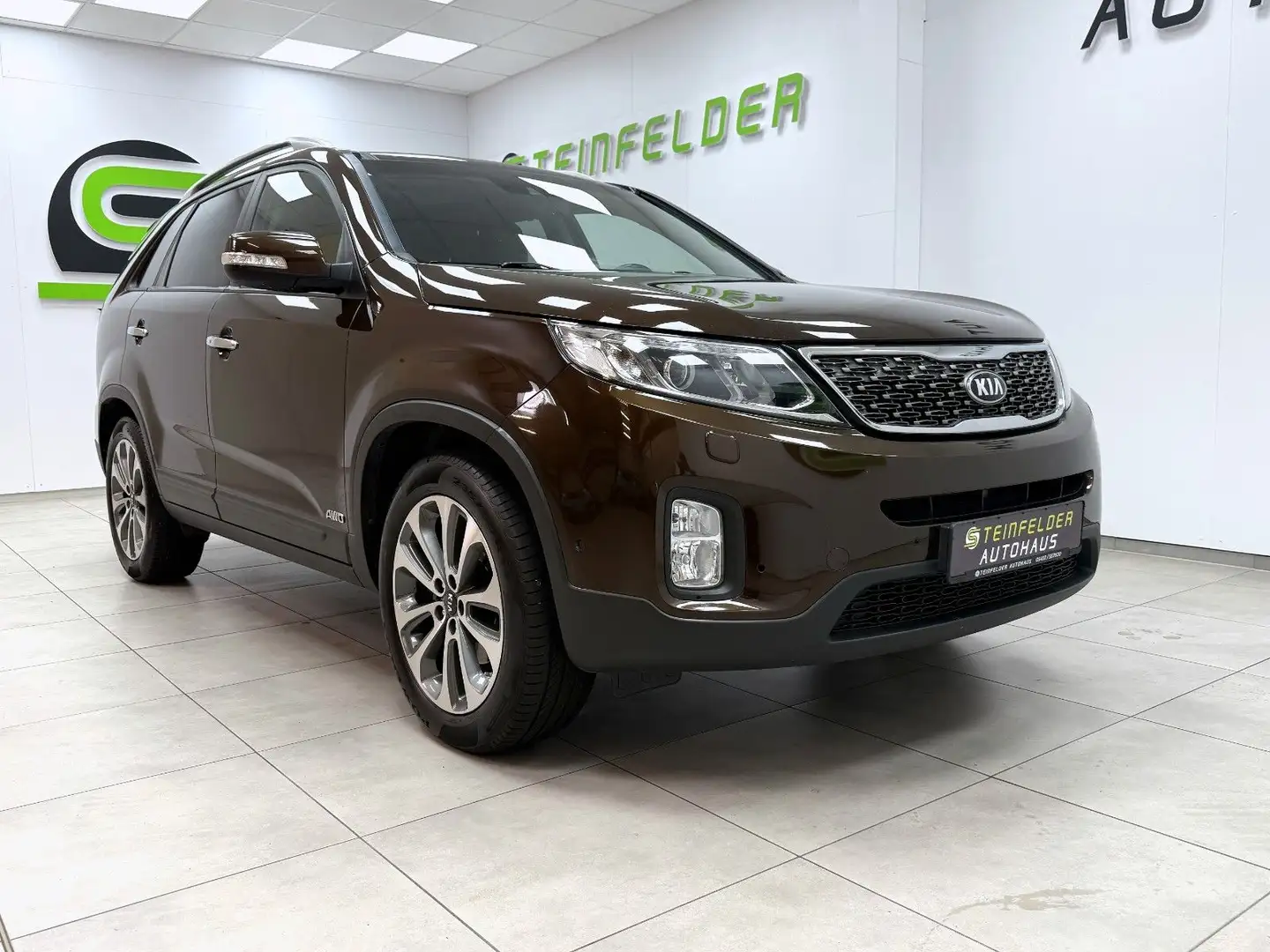 Kia Sorento Platinum Edition 4WD 2.2 PANORAMA/ XENON Brun - 1