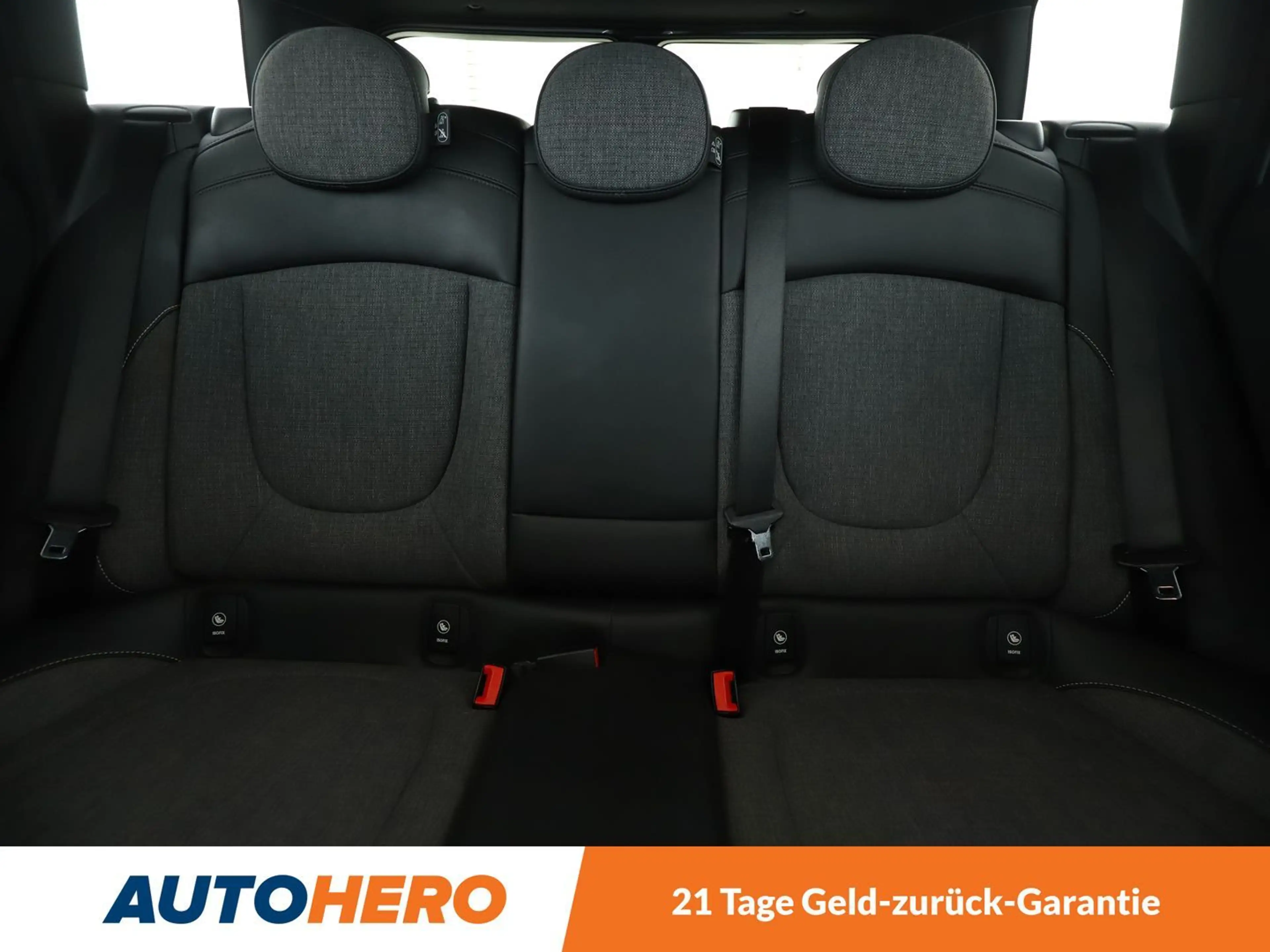 MINI One Clubman One*NAVI*LED*TEMPO*PDC*PANO* — photo 15