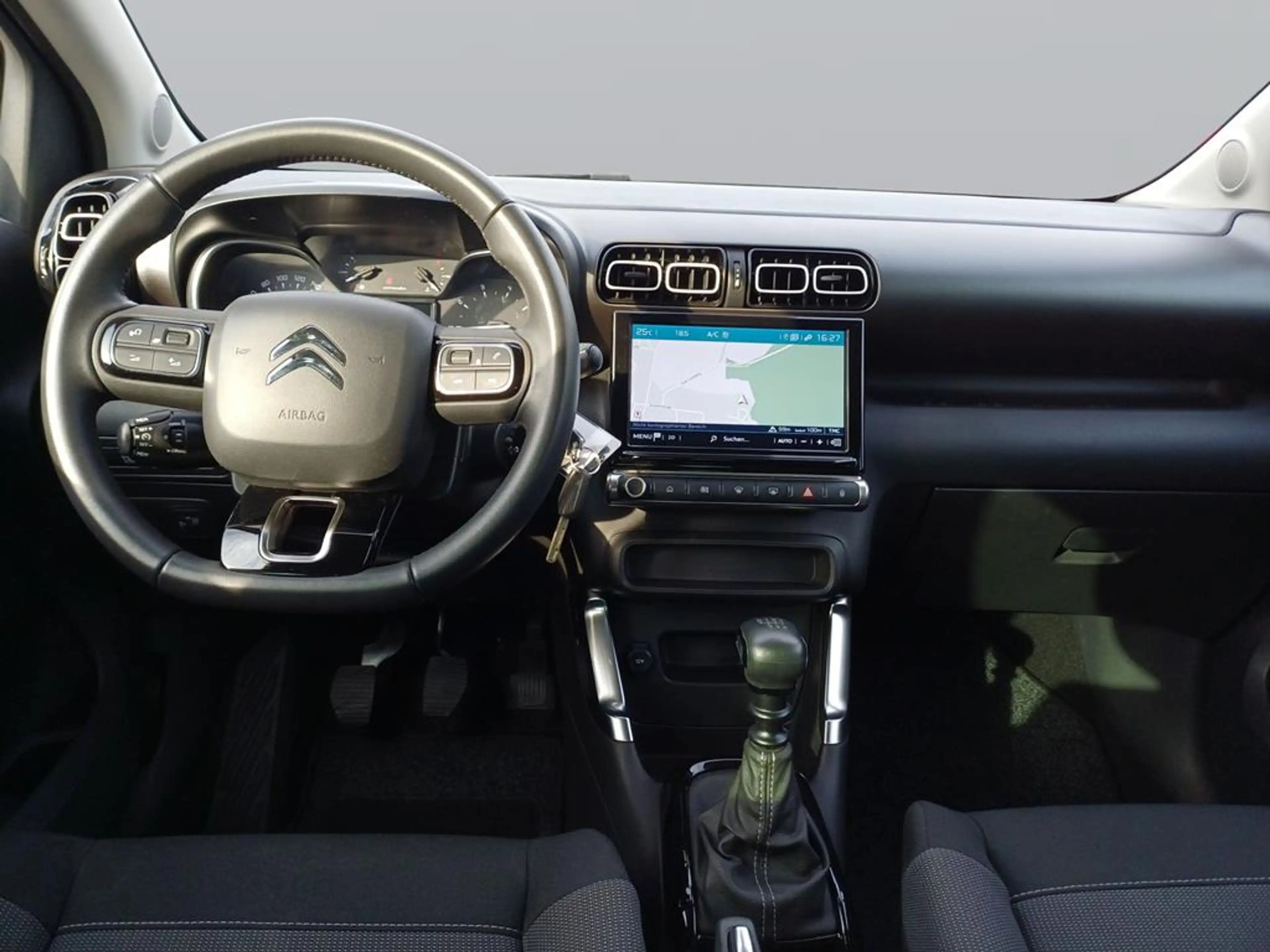 Citroen C3 Aircross PureTech 110 S&S Shine — photo 10