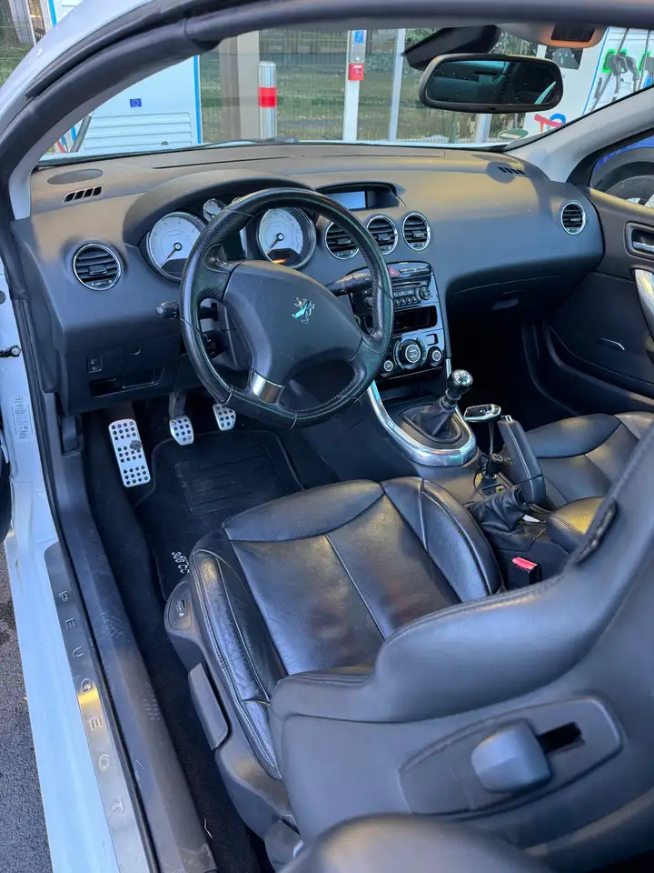 Peugeot 308 308 Coupé-Cabriolet — photo 6
