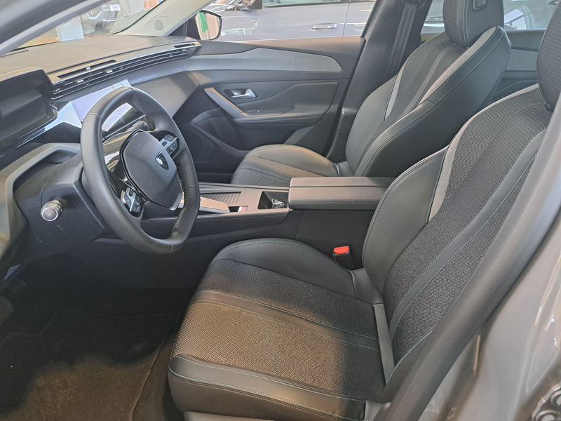 Peugeot 408 1.2 Hybrid Allure e-DSC6 5d 100kW — photo 9