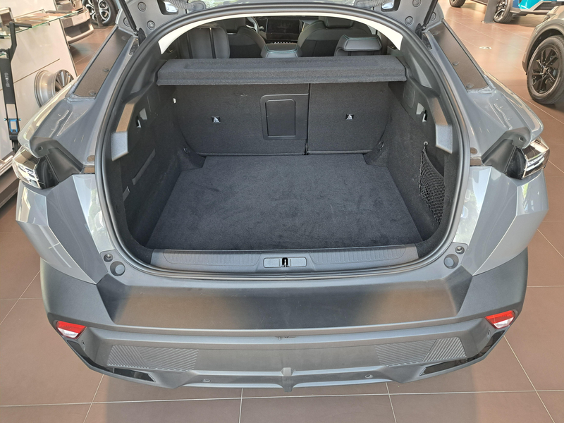 Peugeot 408 1.2 Hybrid Allure e-DSC6 5d 100kW — photo 6