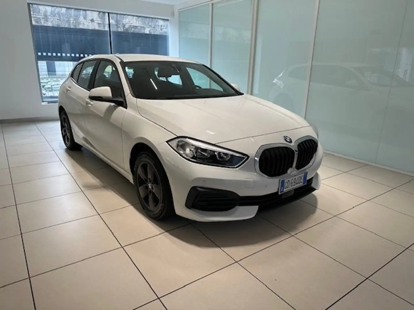 BMW 116 Serie 1 F40 116d Sport auto Blanc - 2