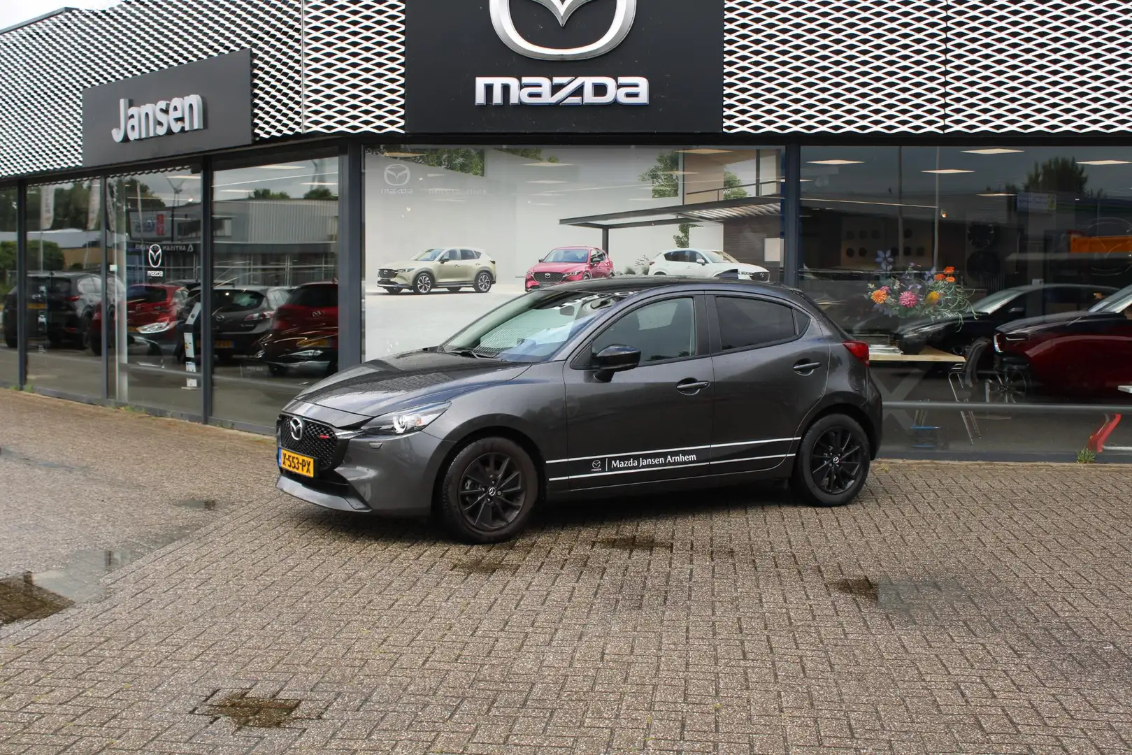 Mazda 2 1.5 SkyActiv-G 90 Homura , Demovoordeel € 6.450-, Grijs - 2