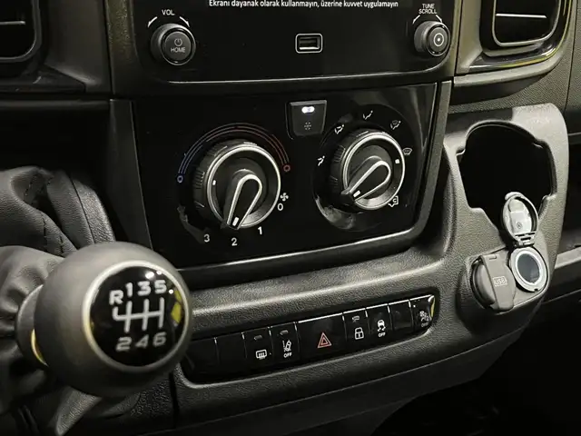 Fiat Ducato view 9
