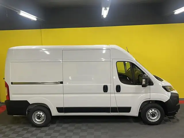 Fiat Ducato view 3