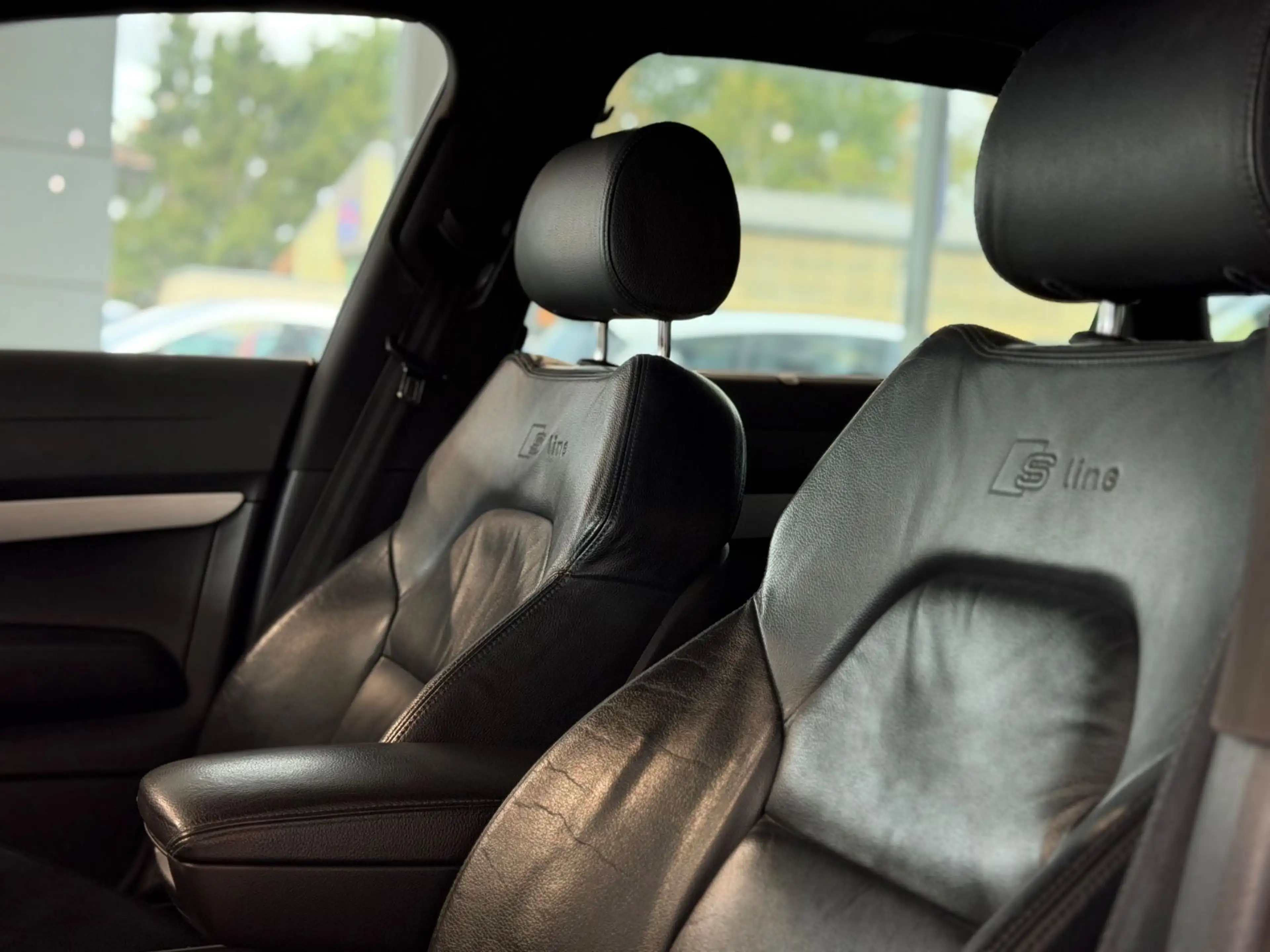 Audi A6 Avant 3.0 TDI quattro* S-LINE * NAVI*AHK*Bi.X — photo 11