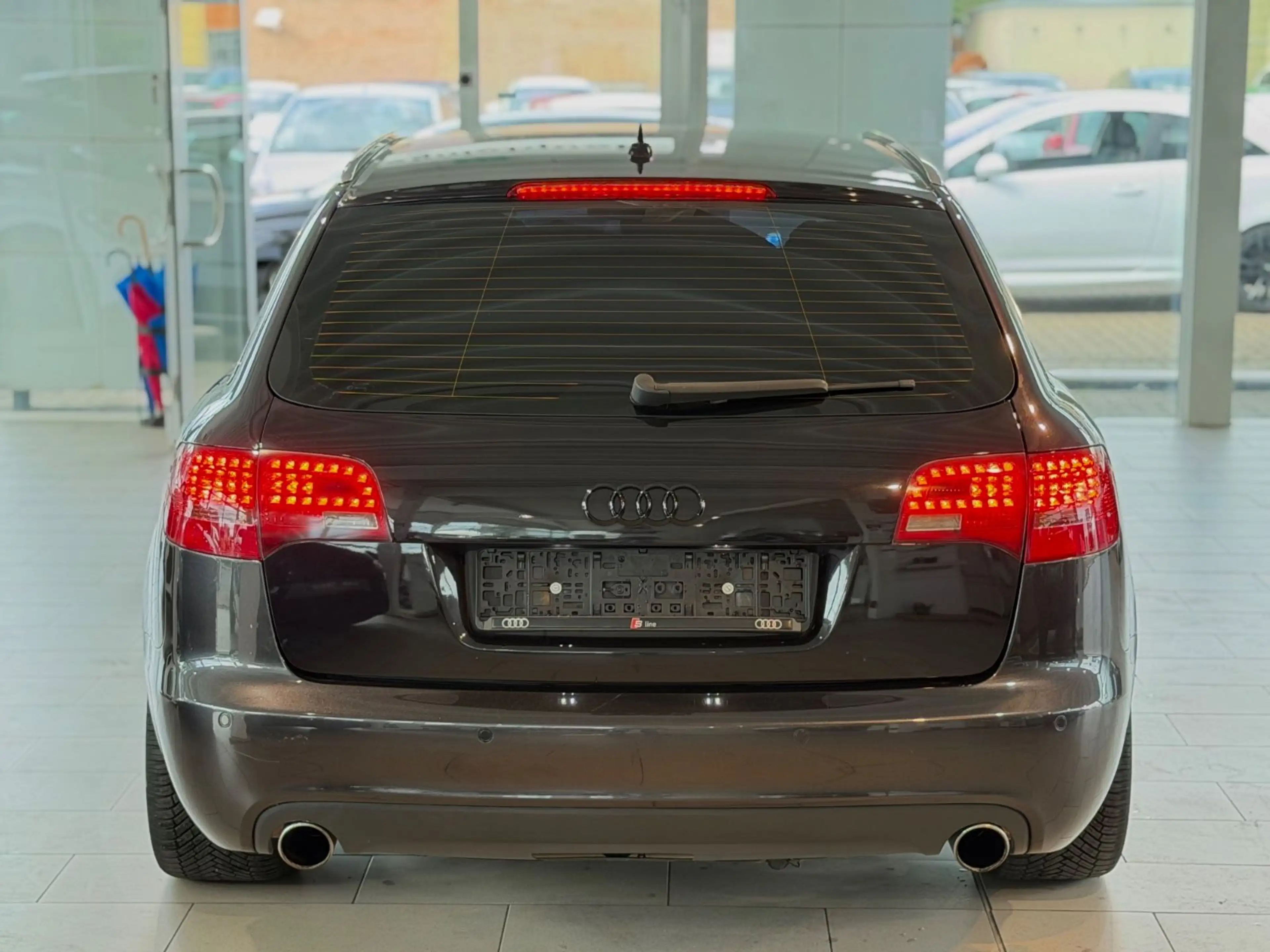 Audi A6 Avant 3.0 TDI quattro* S-LINE * NAVI*AHK*Bi.X — photo 9