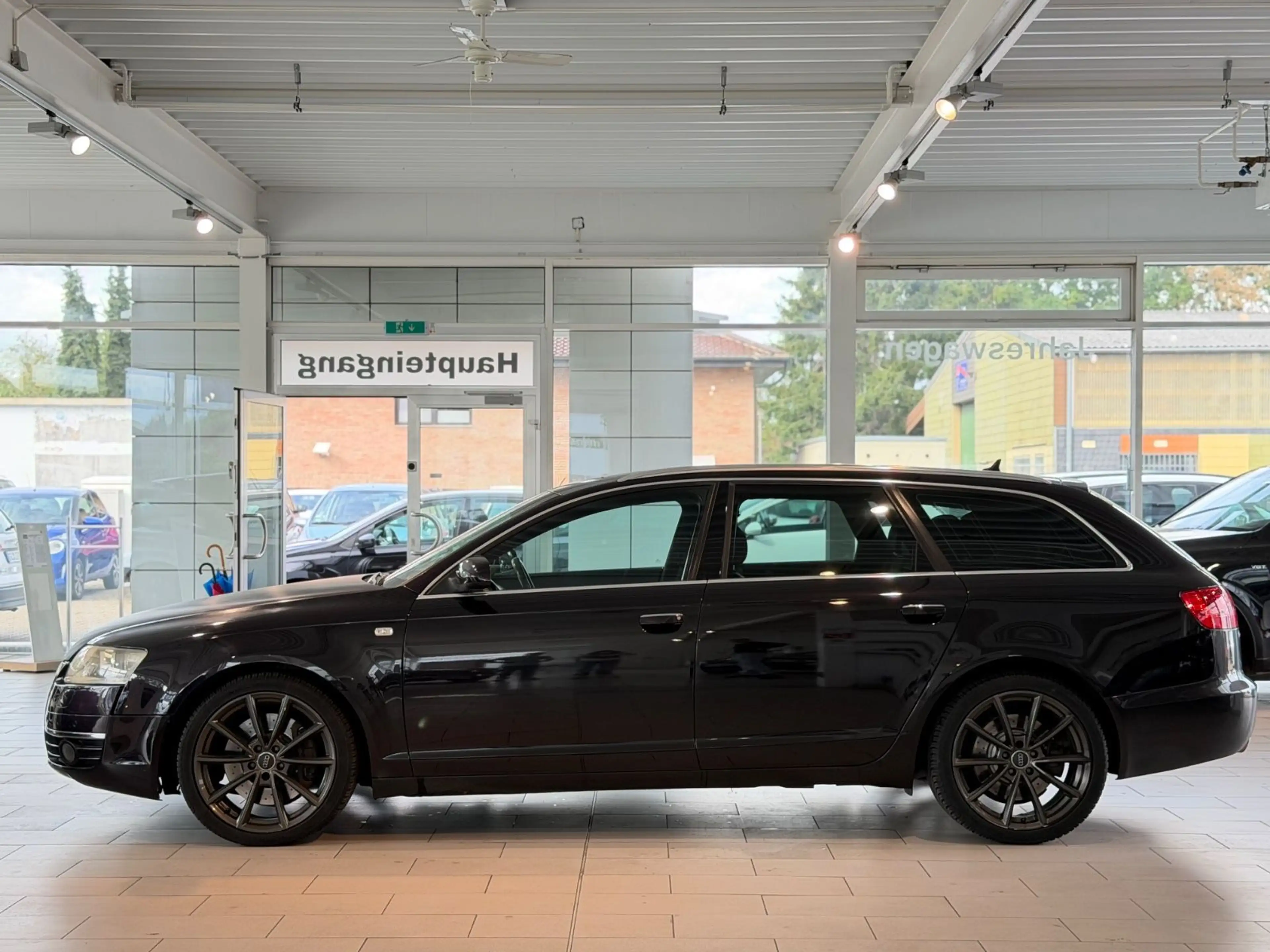 Audi A6 Avant 3.0 TDI quattro* S-LINE * NAVI*AHK*Bi.X — photo 3