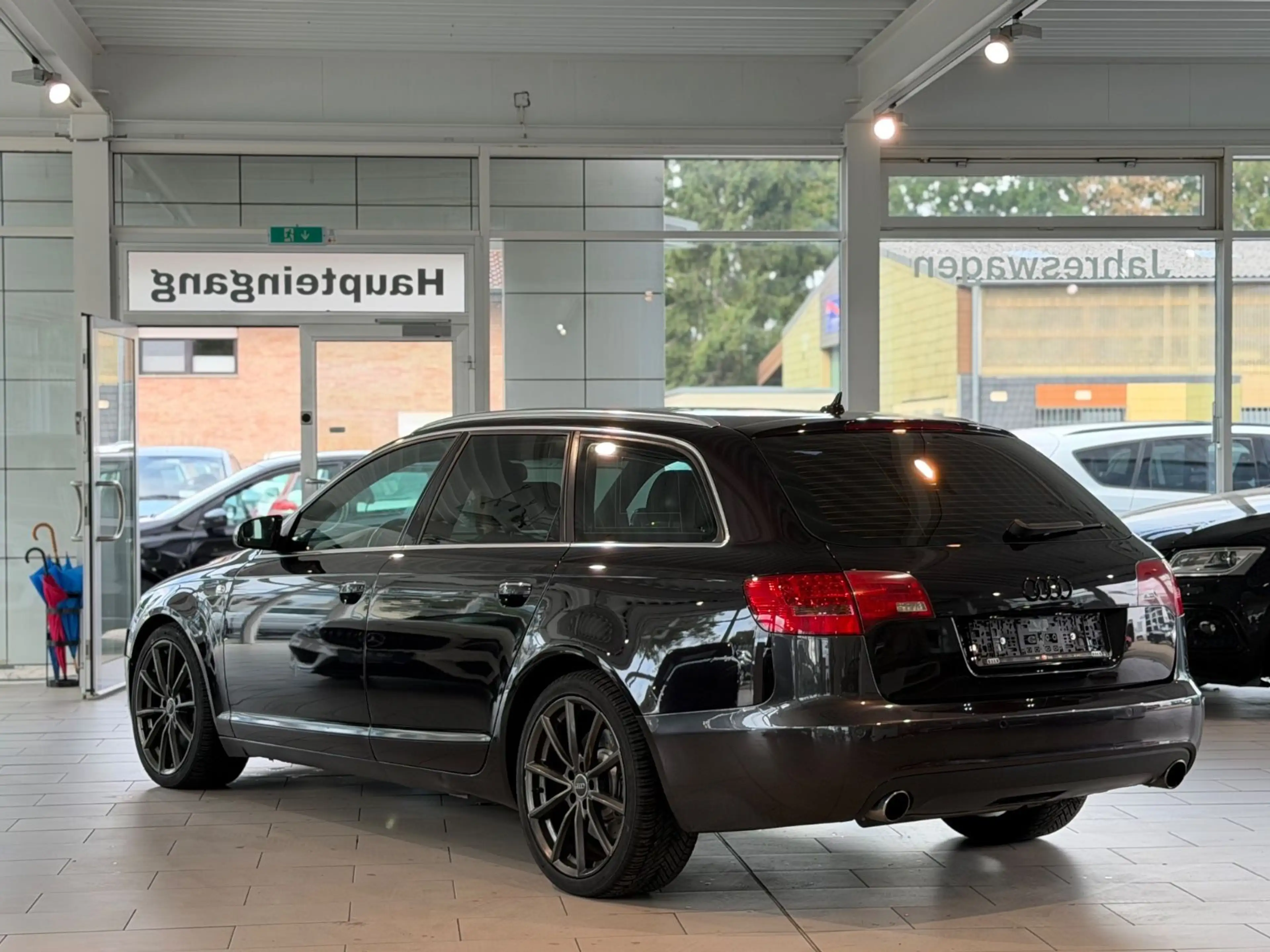 Audi A6 Avant 3.0 TDI quattro* S-LINE * NAVI*AHK*Bi.X — photo 4
