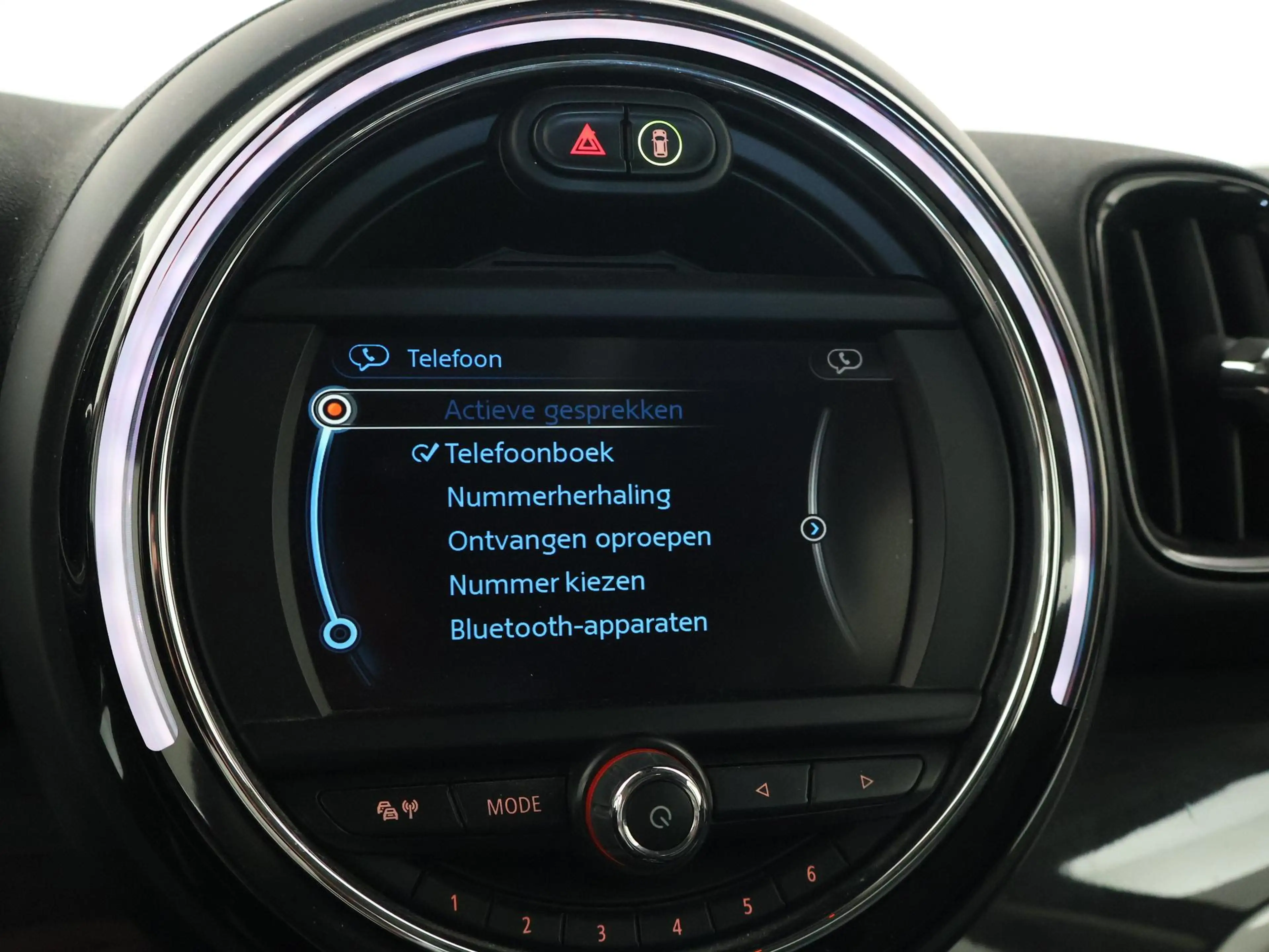 MINI Cooper S Countryman 1.5 ALL4 PLUG-IN HYBRID 224 PK + PANORAMA | LED | — photo 32