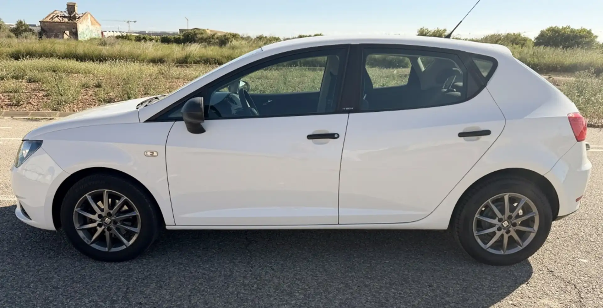 SEAT Ibiza 1.2 Reference 70 Blanco - 2
