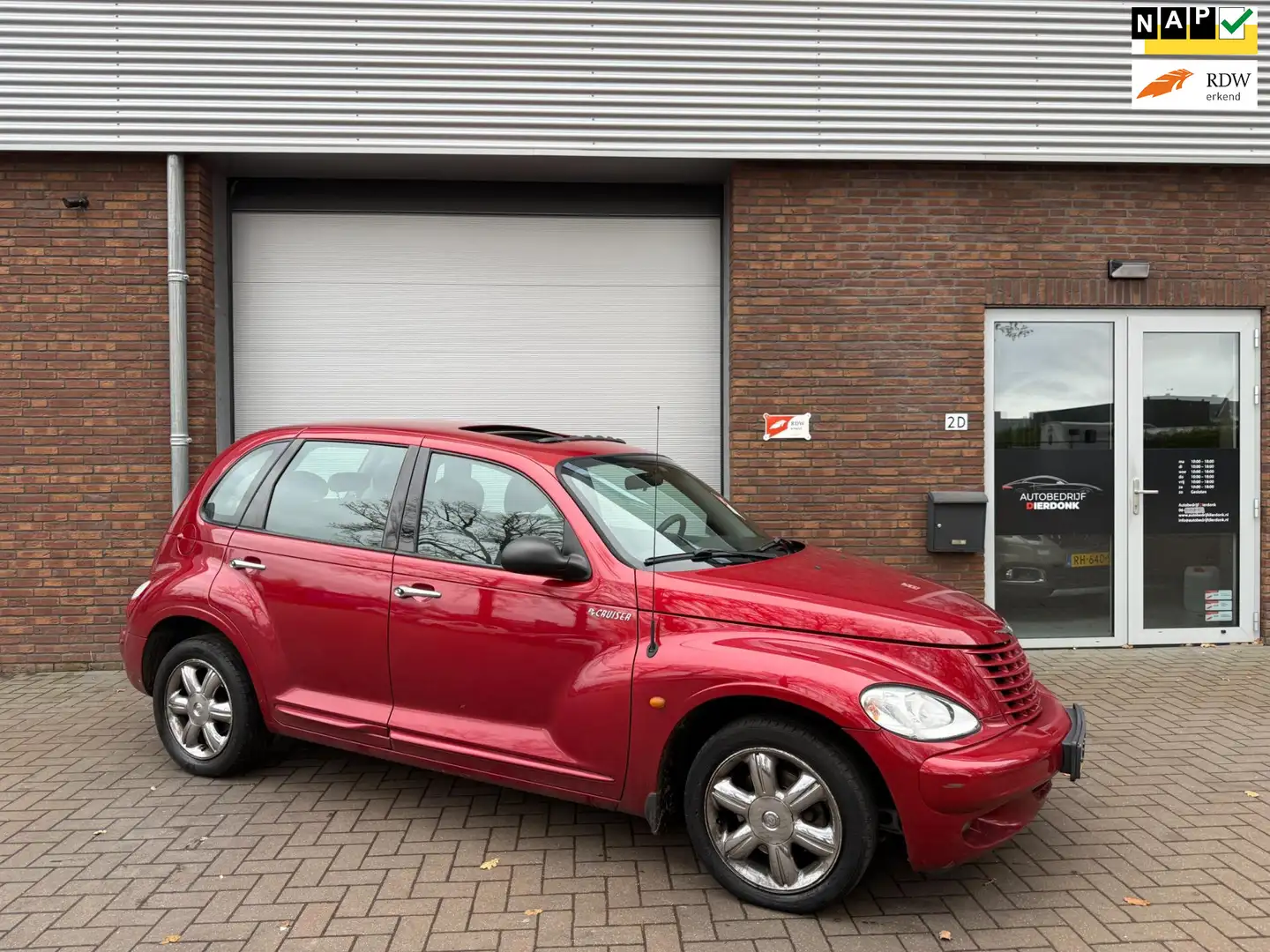 Chrysler PT Cruiser 2.0-16V Limited|AUTOMAAT|AIRCO|ZONNEDAK Rouge - 1
