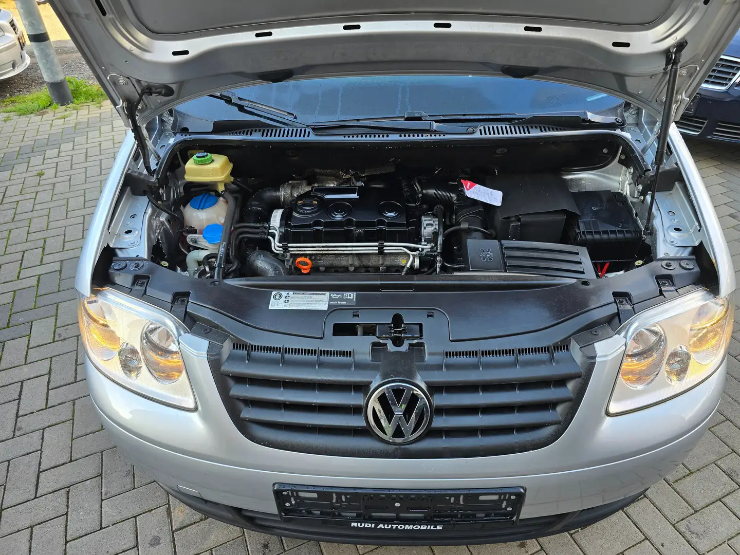Volkswagen Caddy Life Style Silber - 2
