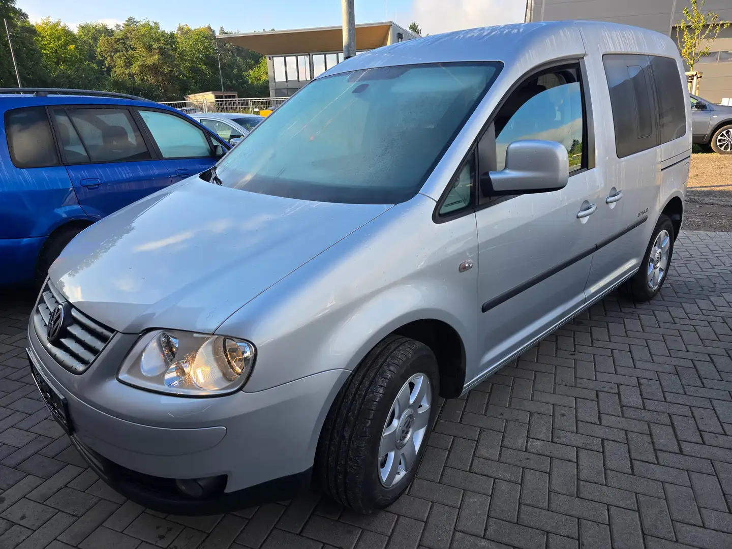 Volkswagen Caddy Life Style Silber - 1