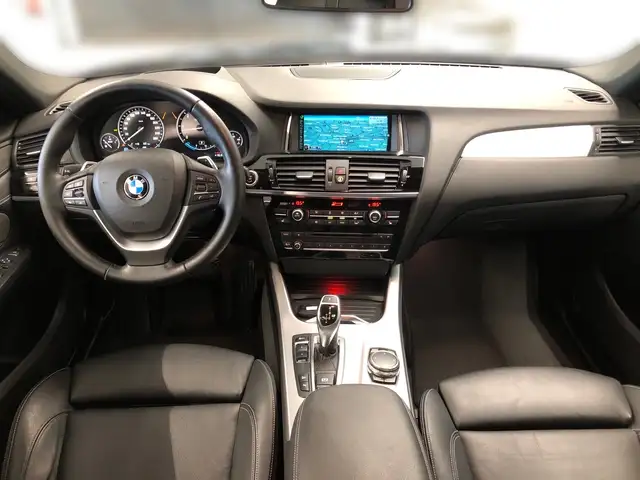 BMW X4 view 9