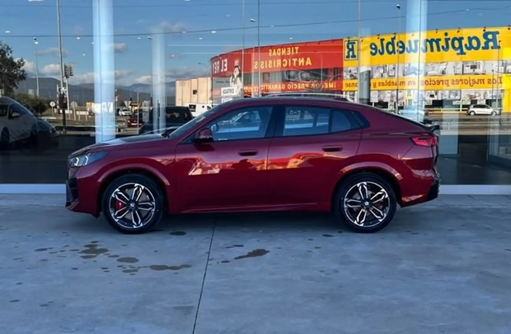 BMW X2 20 i sDrive M Sport Violett - 2