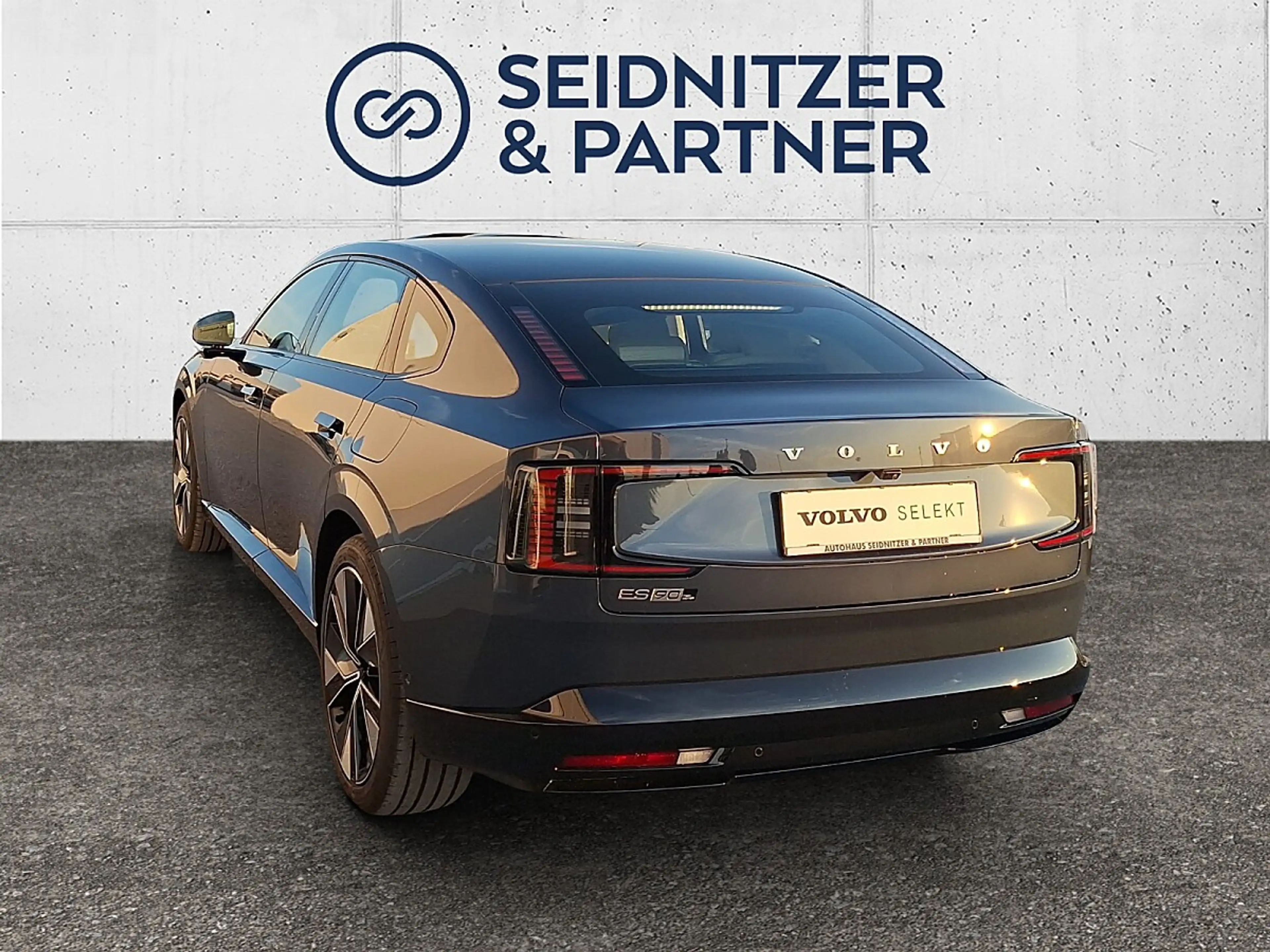 Volvo ES90 Twin Motor AWD 106kWh Ultra — photo 4
