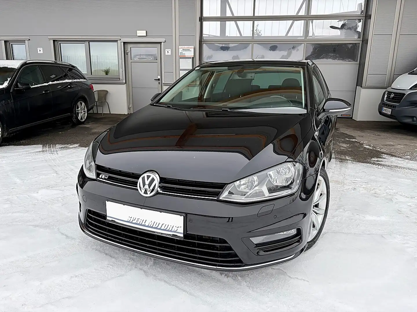 Volkswagen Golf Sport R-LINE Schwarz - 2