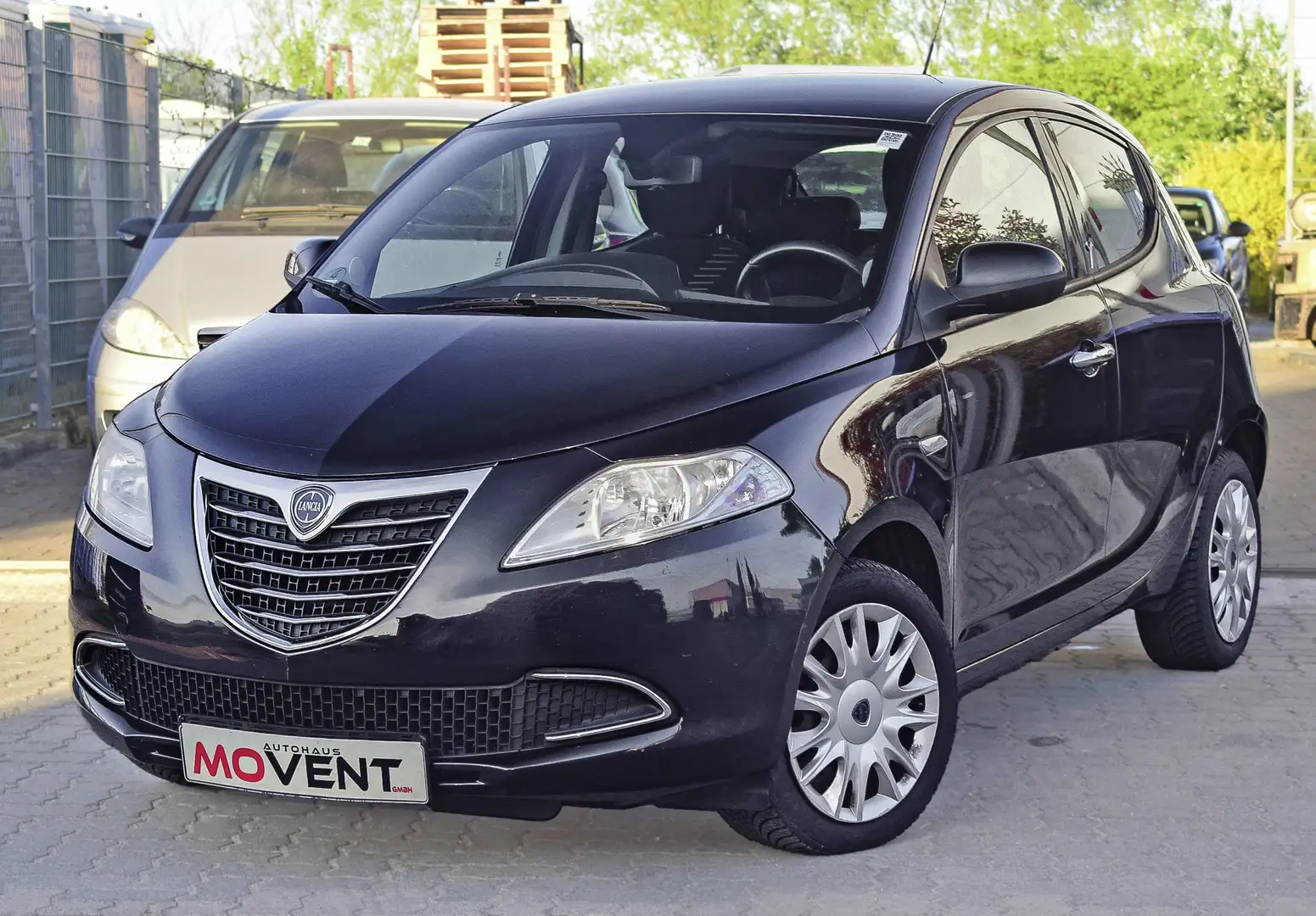 Lancia Ypsilon 1.2  Start&Stopp Schwarz - 1