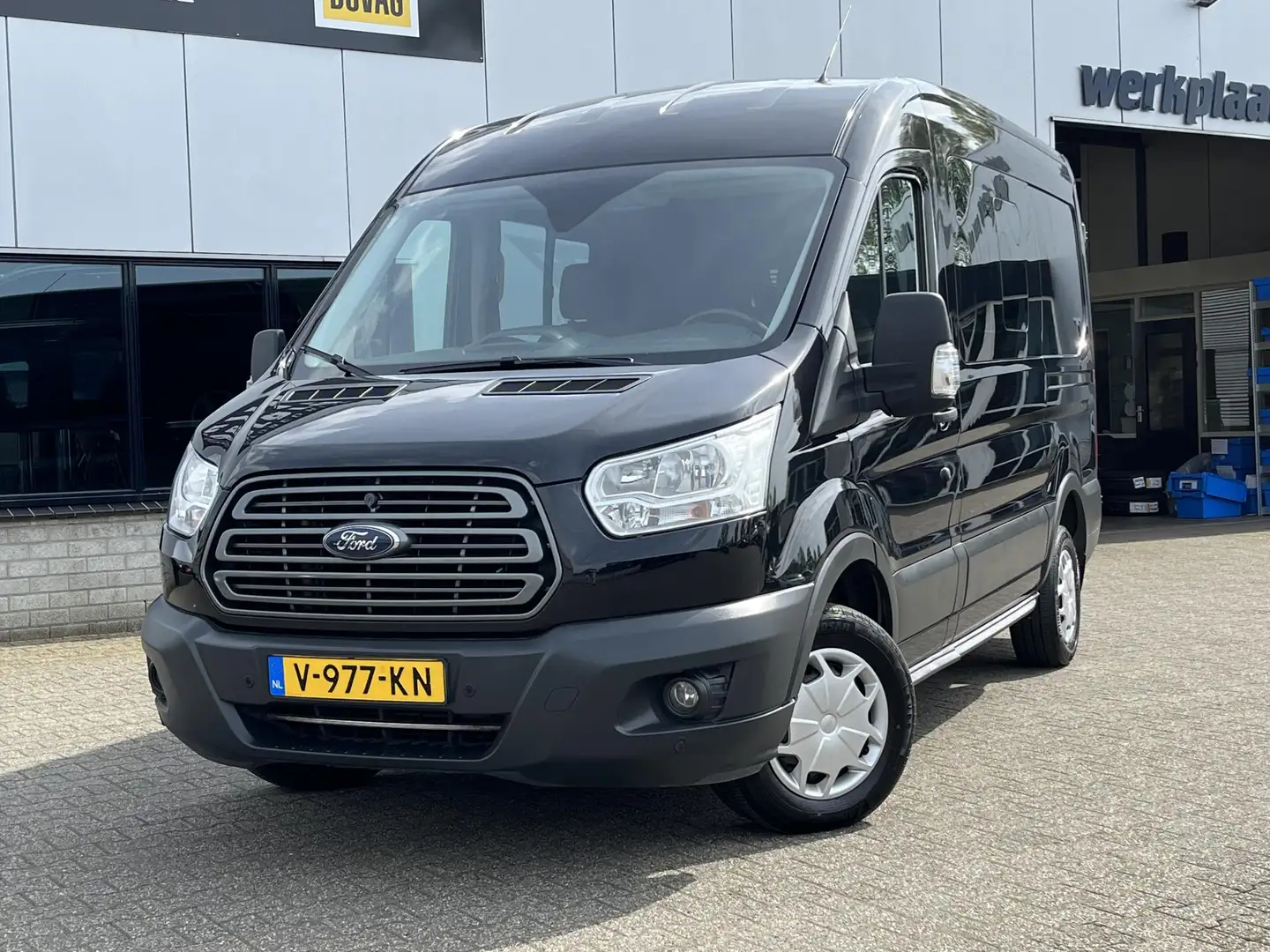 Ford Transit 2.0 TDCI L2H2 5-PERS DUBBEL CABINE PDC CRUISE Zwart - 2