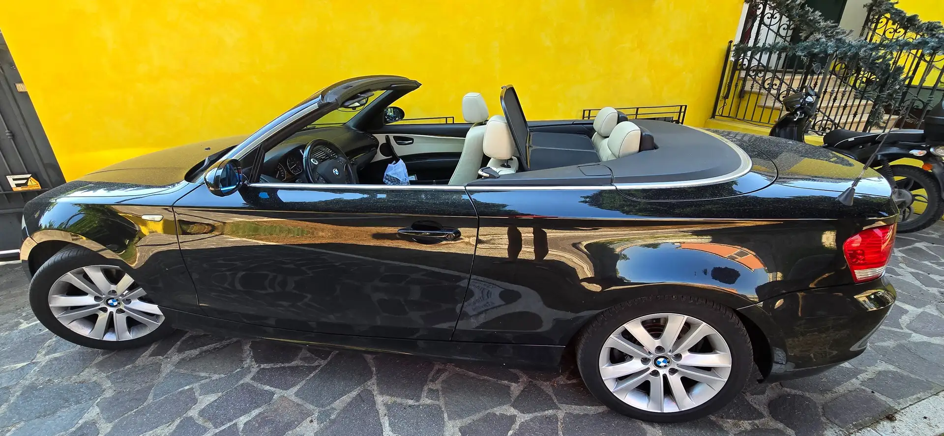 BMW 120 Serie 1 E88 Cabrio 120i Cabrio Attiva Nero - 1