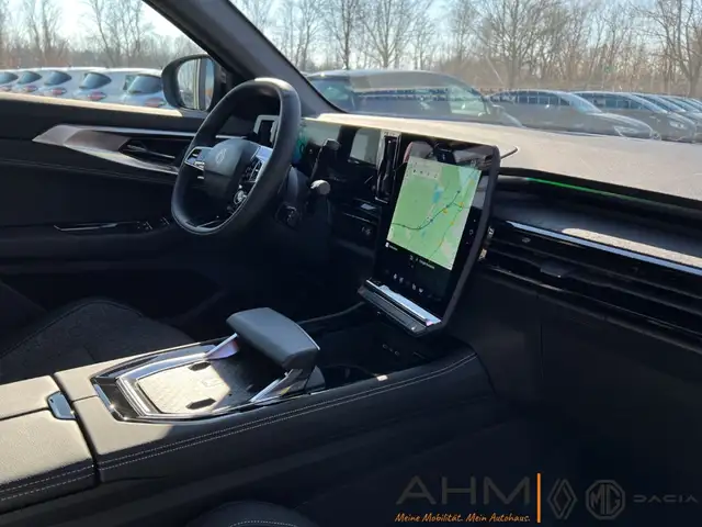 Renault Rafale view 14