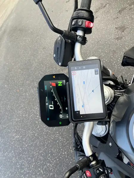 BMW F 900 R - foto 7