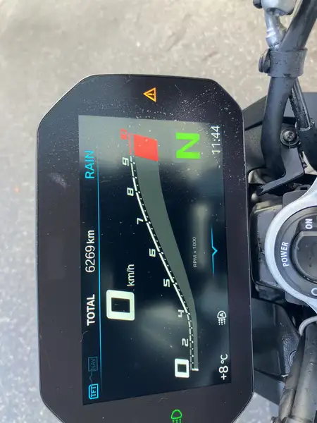 BMW F 900 R - foto 8