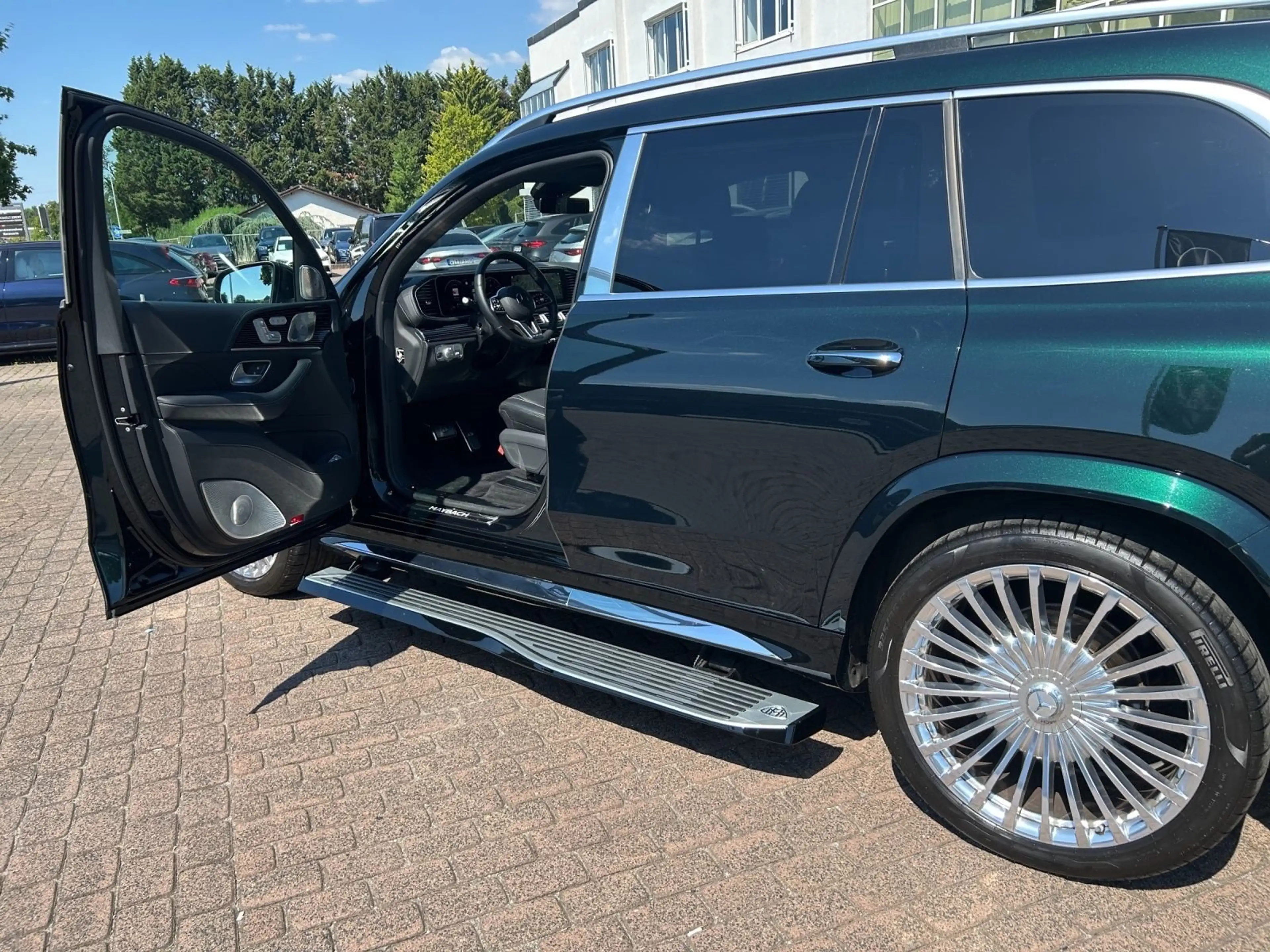 Mercedes-Benz GLS 600 Mercedes-Benz GLS 600 Maybach VOLL! First Class — photo 16