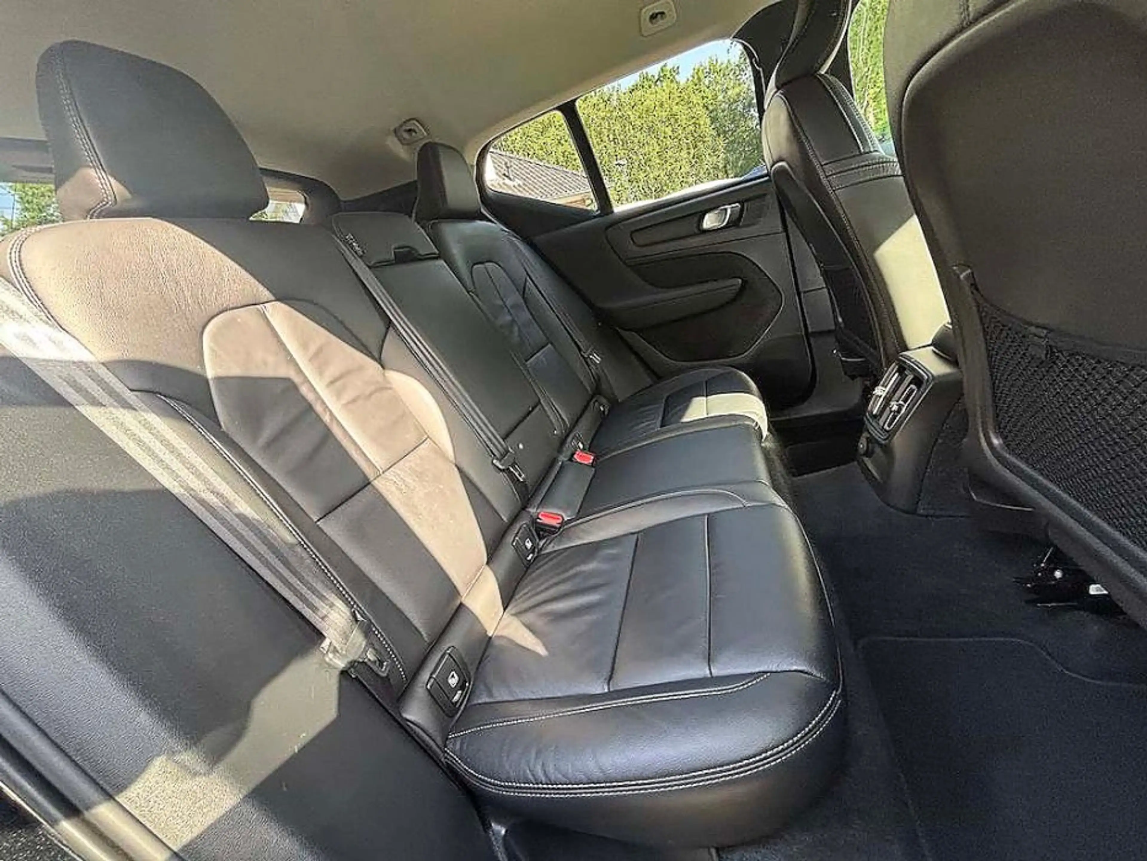 Volvo XC40 1.5 T4 Recharge Inscription Ecc,leer,navi,lmv,dakr — photo 23
