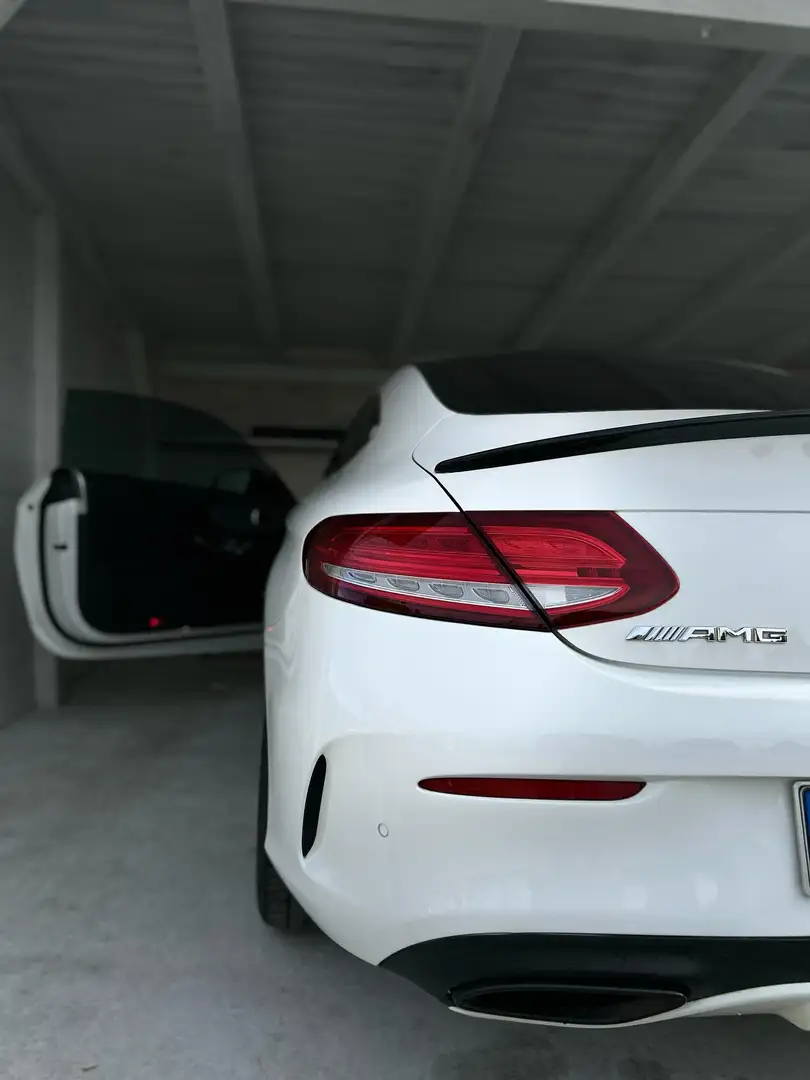 Mercedes-Benz C 300 Coupè Benzina 2000cc c205 Bianco - 1