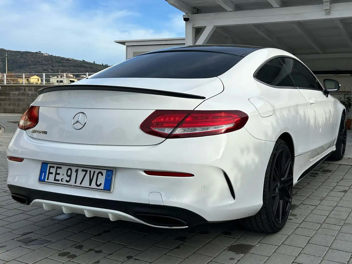 Mercedes-Benz C 300 Coupè Benzina 2000cc c205 Bianco - 2