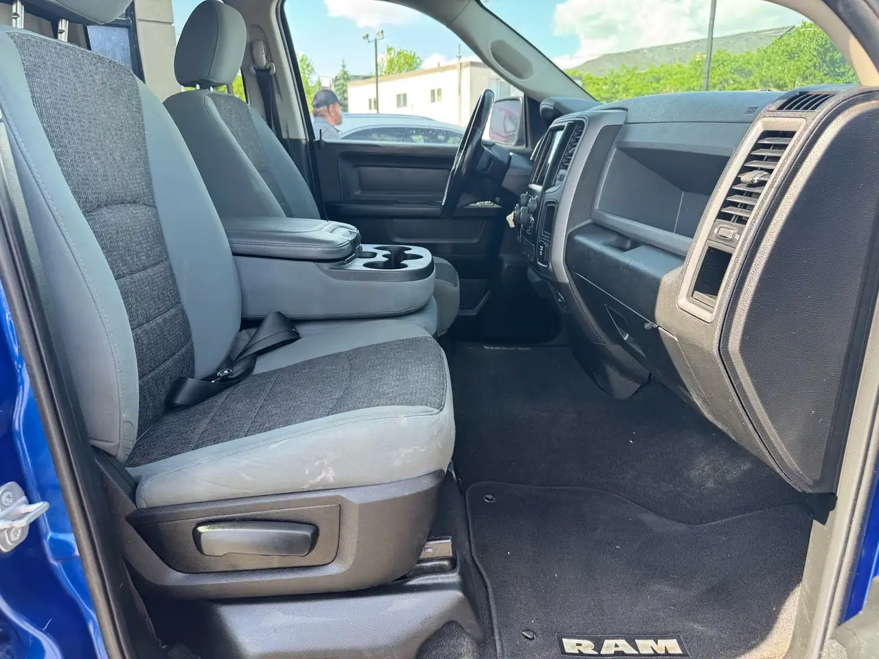RAM 1500 снимка RAM 1500