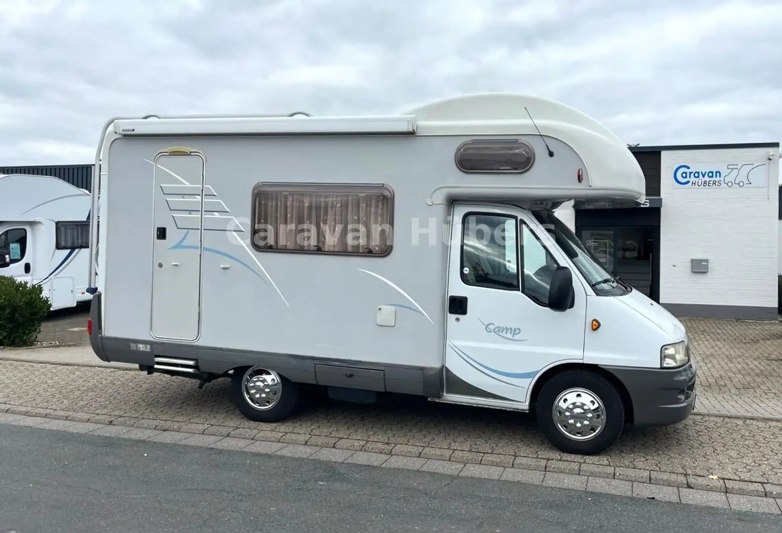 Hymer/Eriba C 544 K - Klima - auto.Sat/TV - Markise - Grau - 2