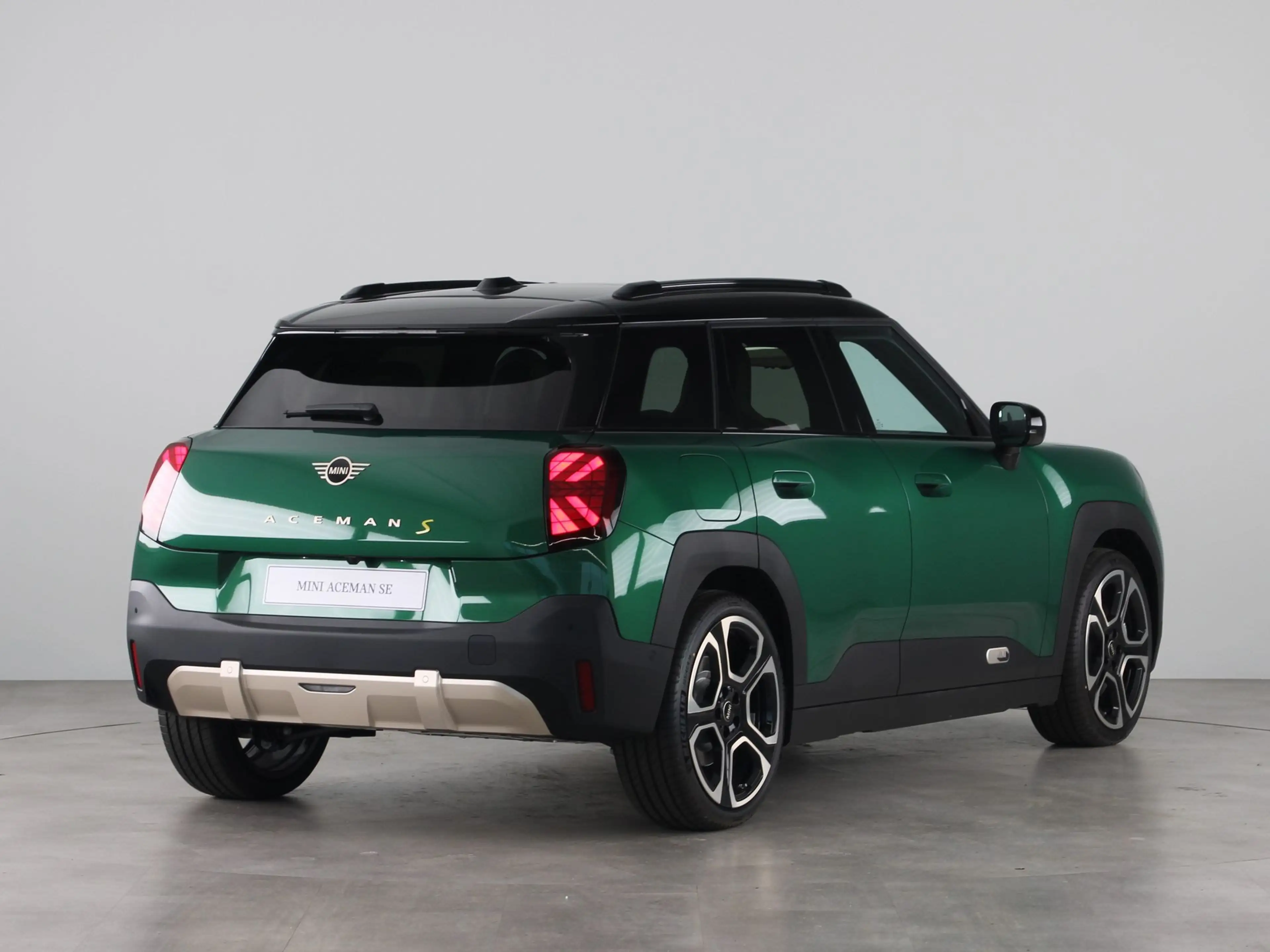 MINI Aceman SE Favoured Pakket M PRIVATE LEASE EUR 602,- (60 m — photo 9