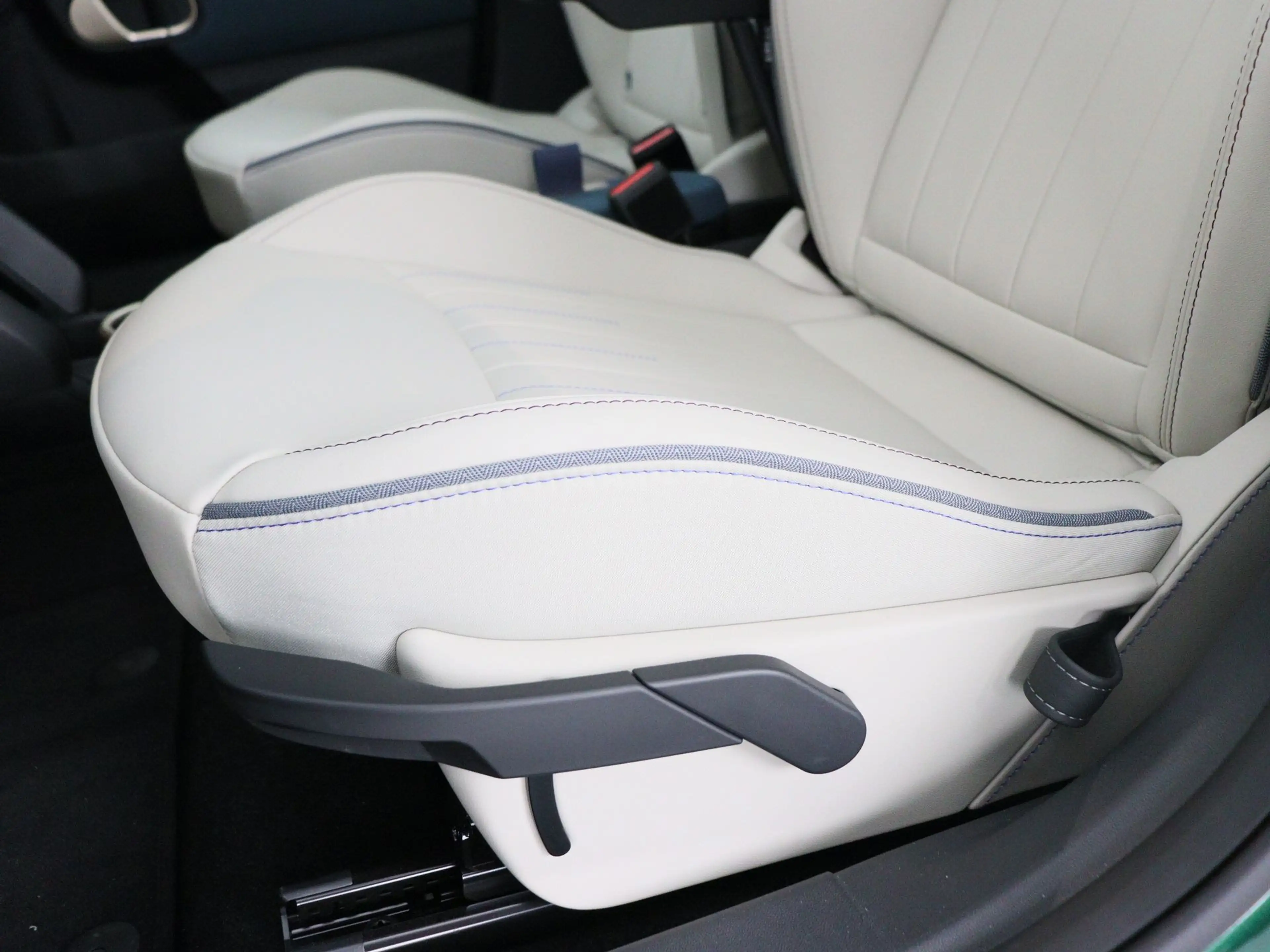 MINI Aceman SE Favoured Pakket M PRIVATE LEASE EUR 602,- (60 m — photo 15