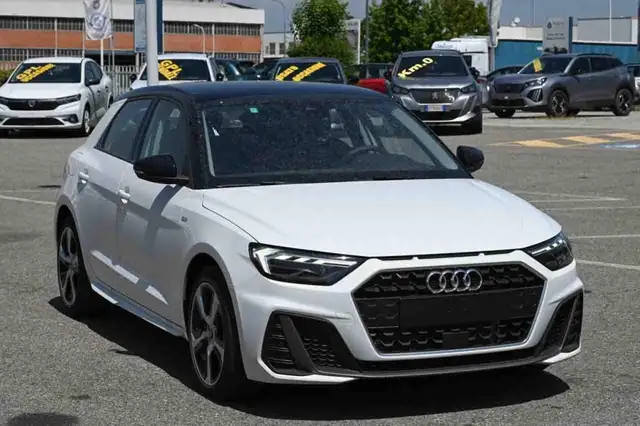 Audi A1 view 2