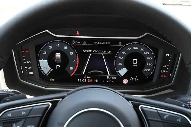 Audi A1 view 13