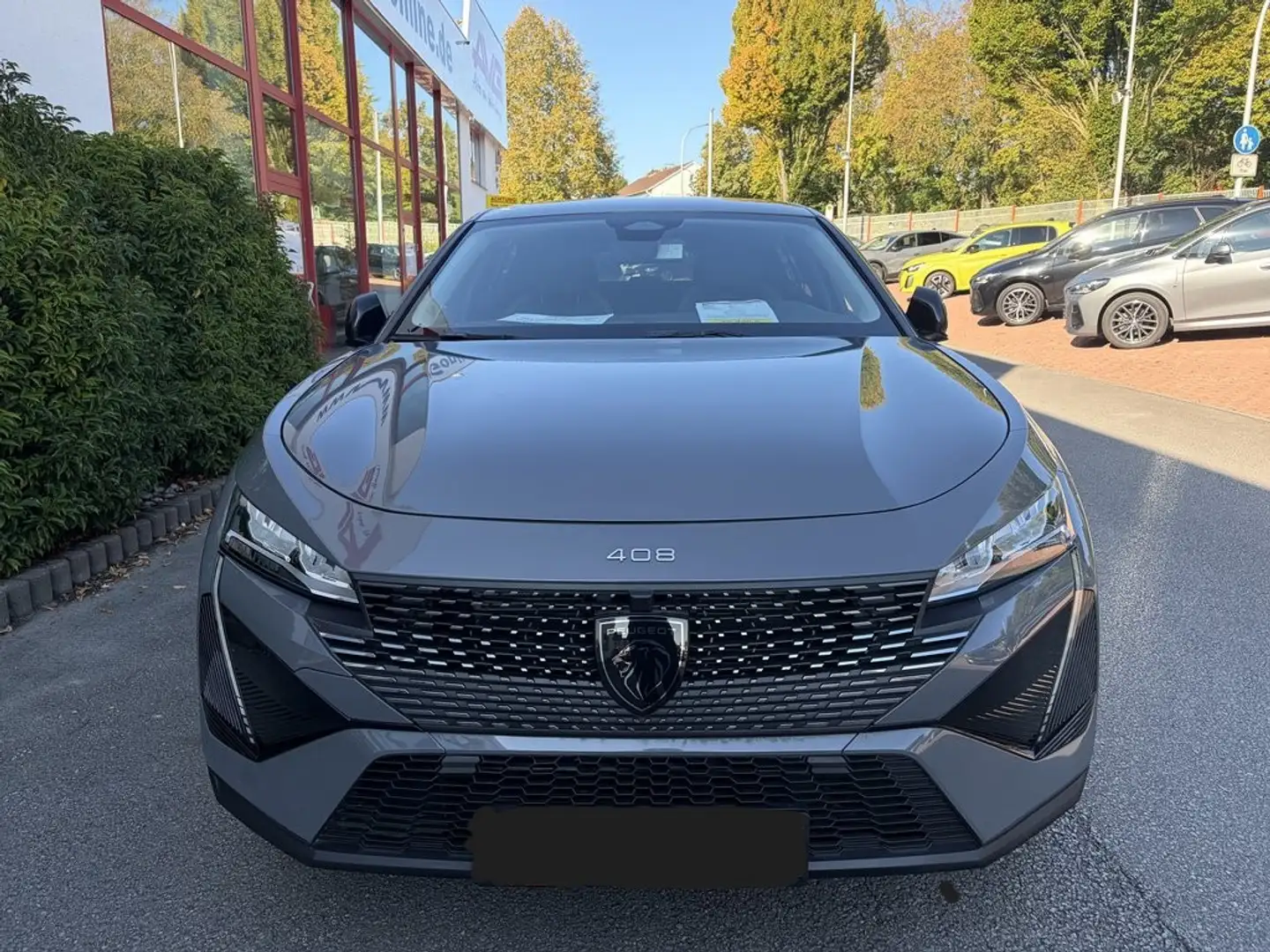 Peugeot 408 408 PHEV 225 e-DCS7 Allure Allure Schwarz - 2