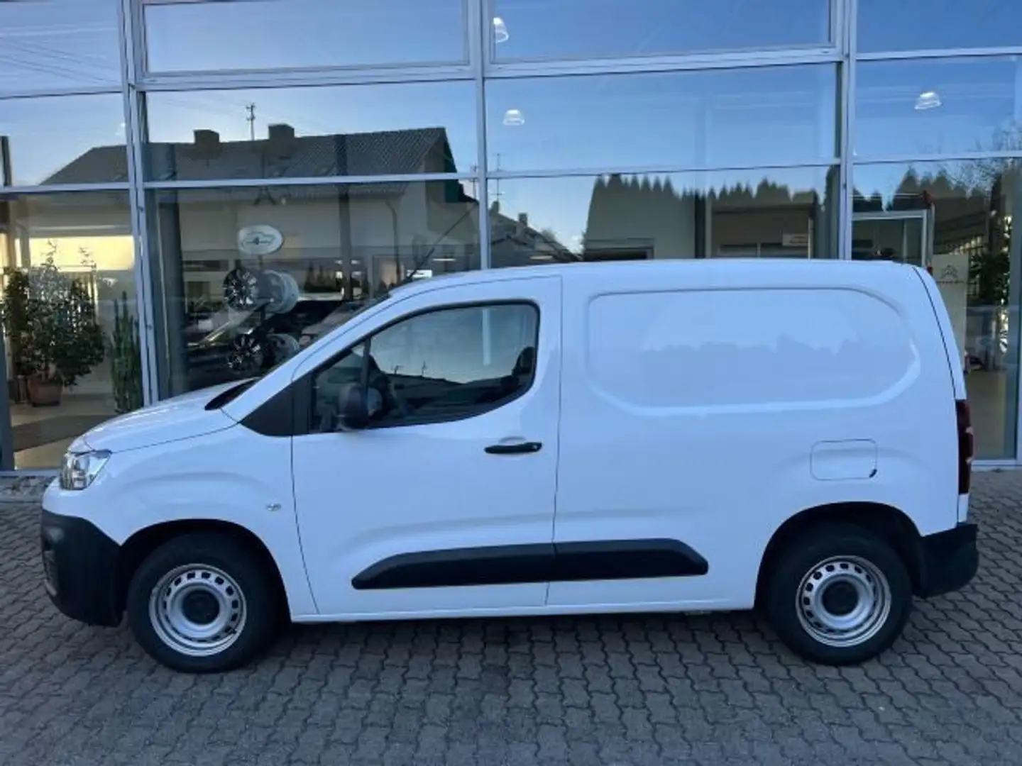 Citroen Berlingo 1.5 BlueHDi 75 M Control, Holzboden, DA Blanc - 2