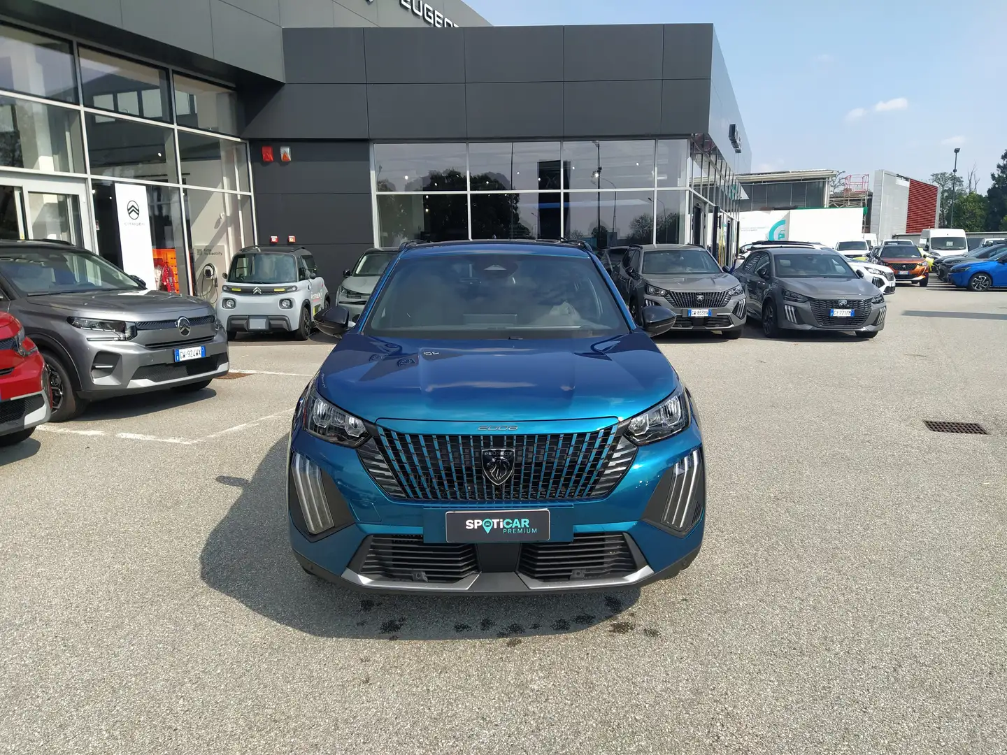 Peugeot 2008 1.2 PureTech 100cv ALLURE KM ZERO Blau - 2