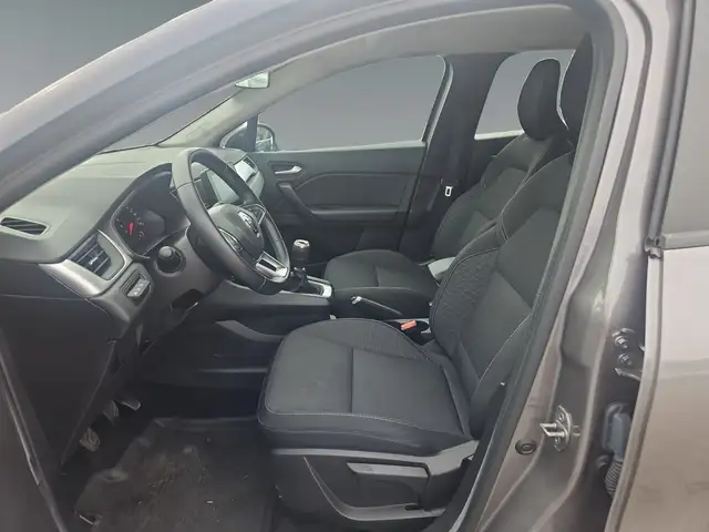 Renault Captur view 10