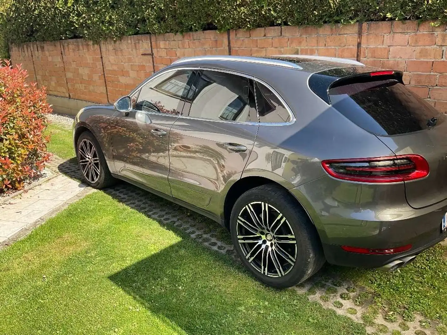 Porsche Macan S 3,0 19 Zoll Räder Grau - 1