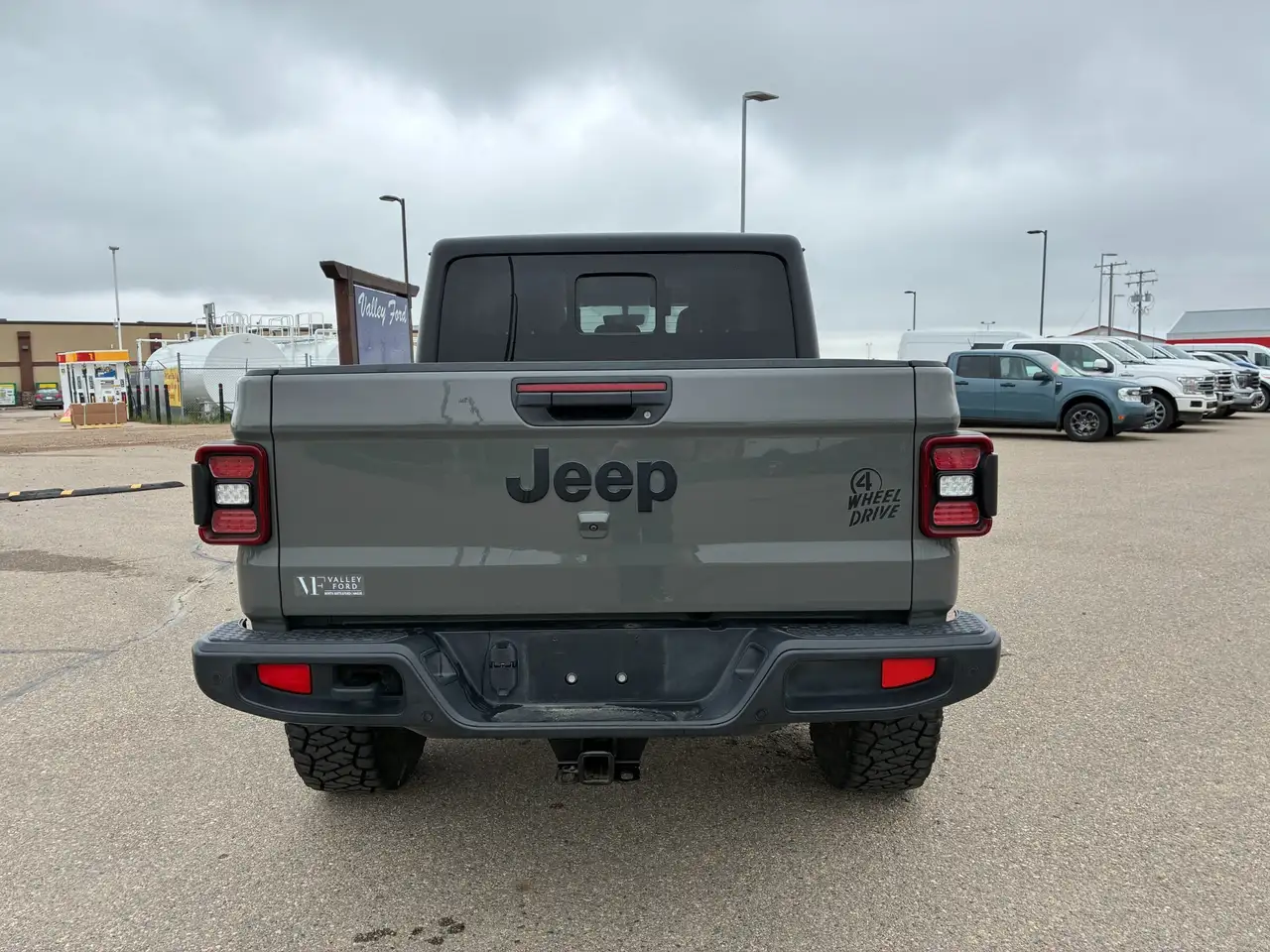 Jeep Gladiator снимка Jeep Gladiator