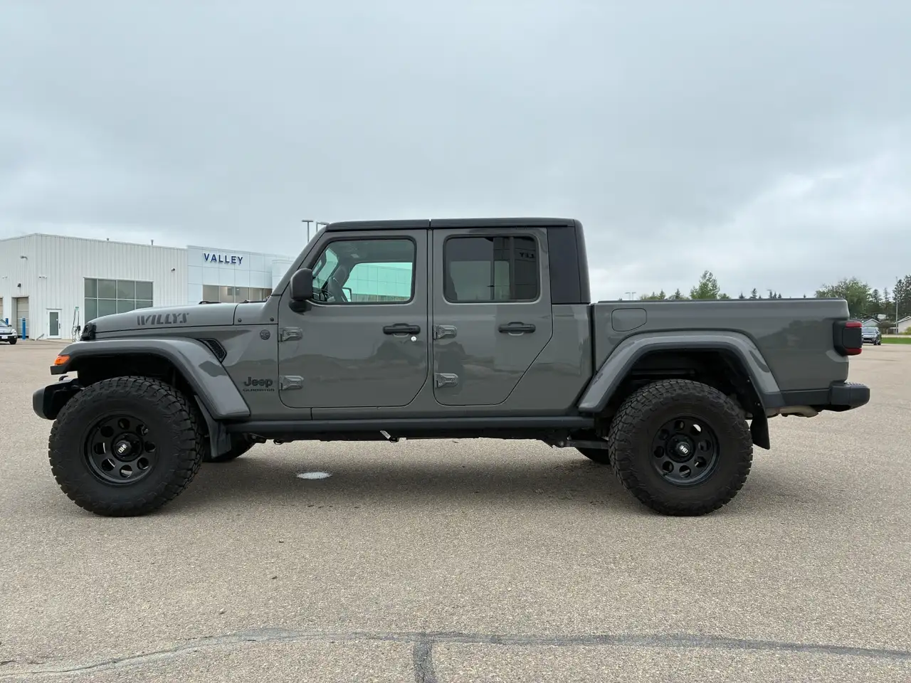 Jeep Gladiator снимка Jeep Gladiator