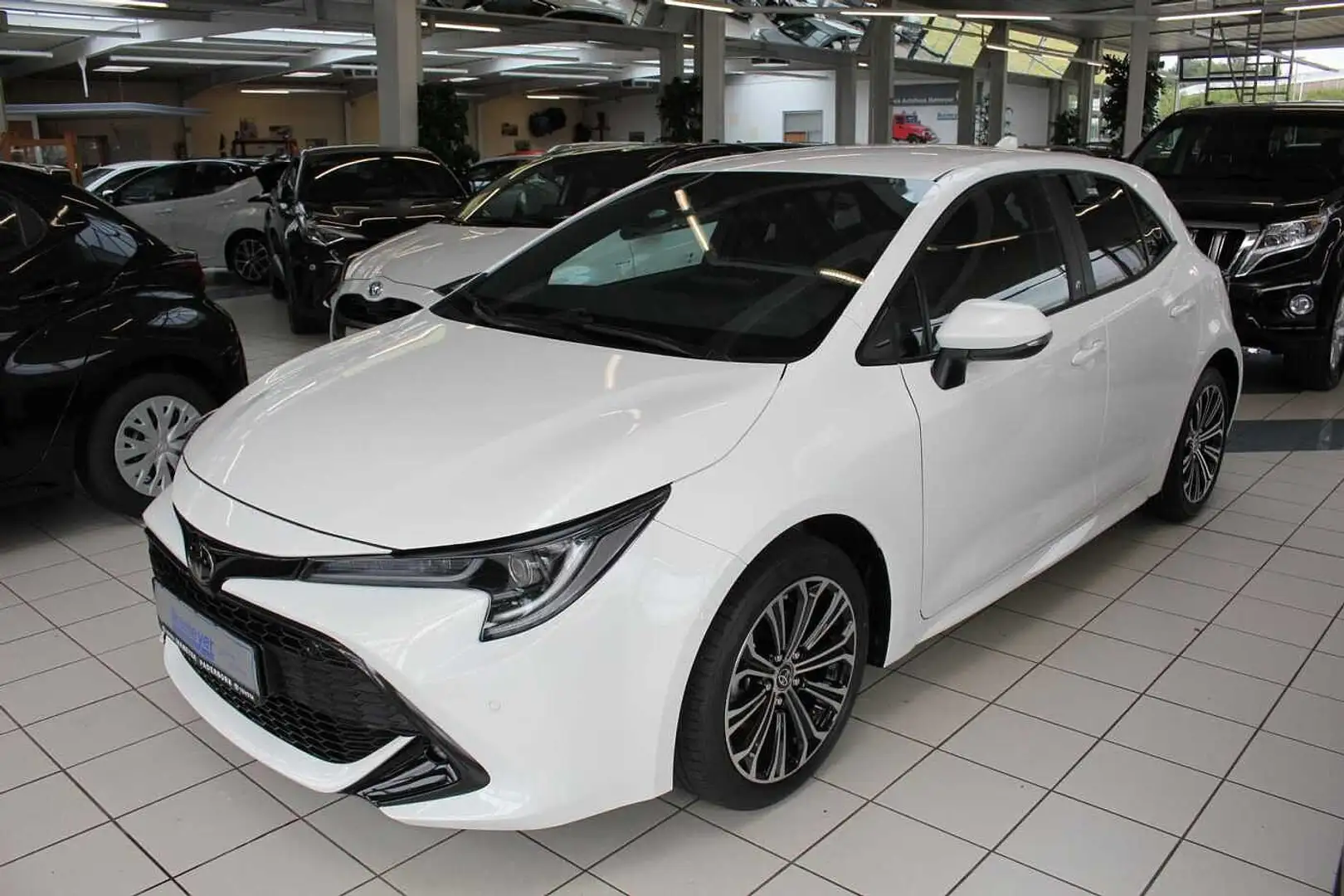 Toyota Corolla 1,8 Hybrid Team D Technik-Paket Bi-LED ACC 17Zoll Wit - 1