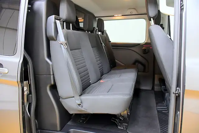 Ford Transit Custom view 5