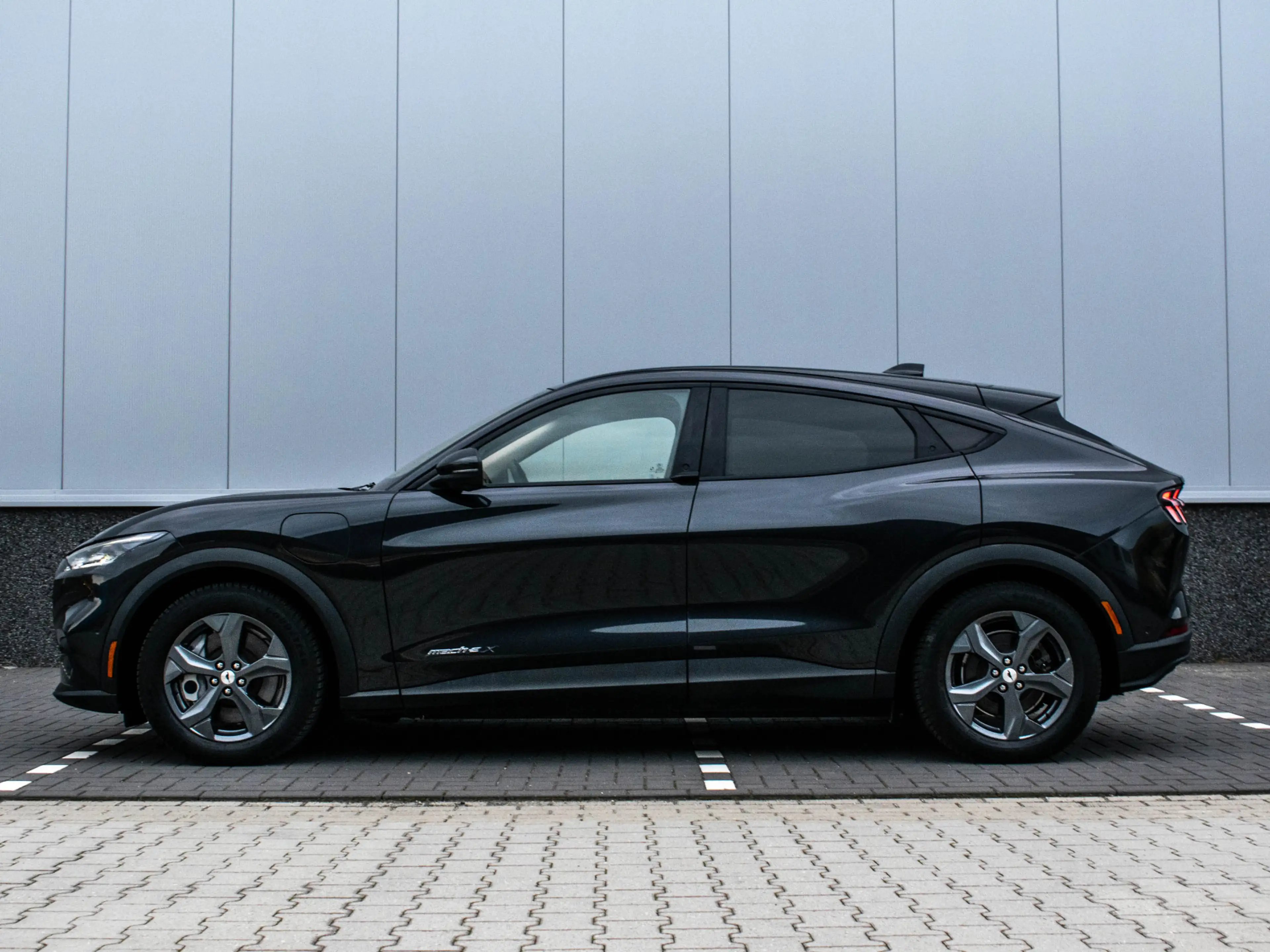 Ford Mustang Mach-E Extended RWD 98 kWh | SOH 95,8 | Pano | B&O | Memo — photo 5