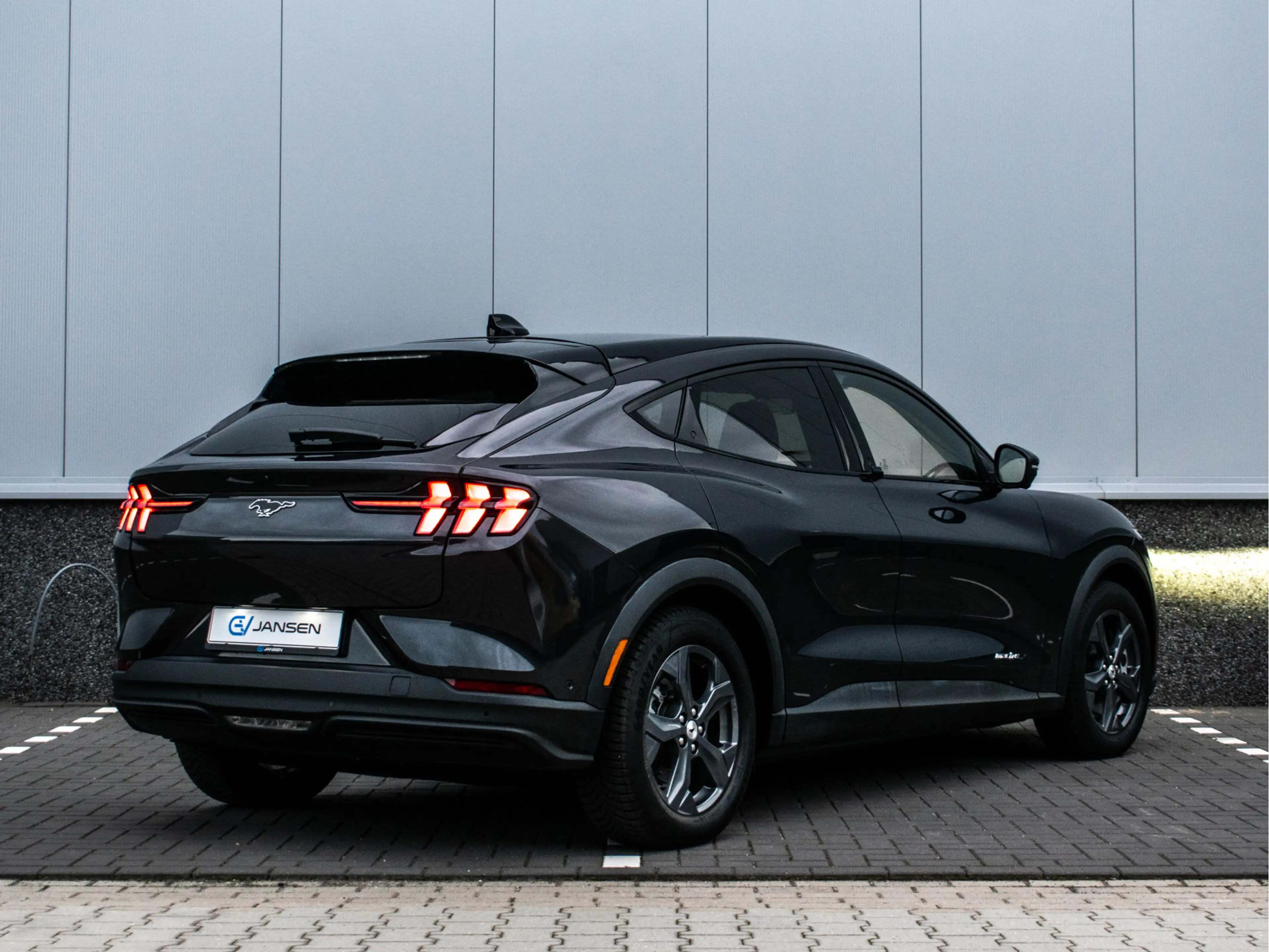 Ford Mustang Mach-E Extended RWD 98 kWh | SOH 95,8 | Pano | B&O | Memo — photo 8